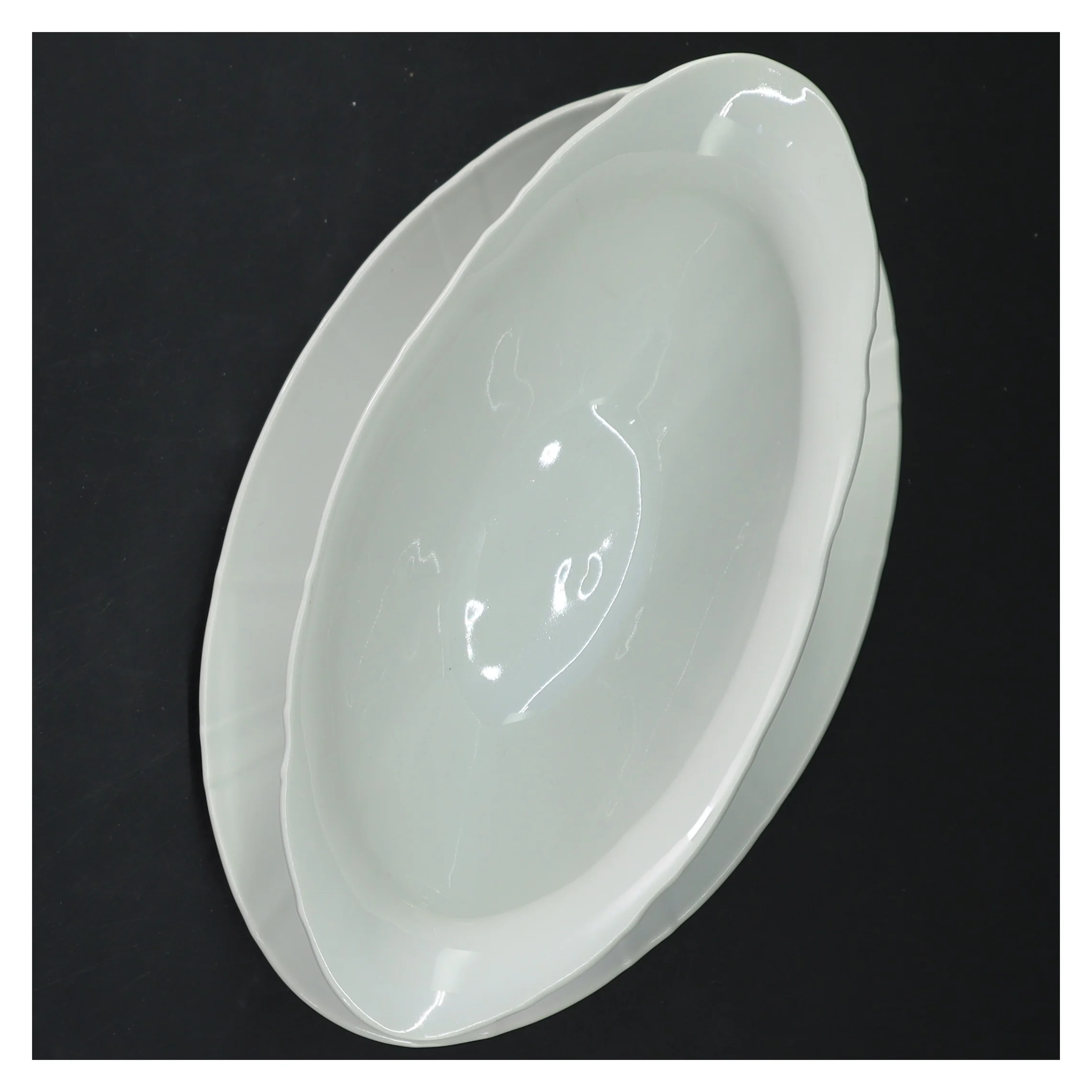 Hvid sauceskål med underkop (str. 11x24x14 cm)