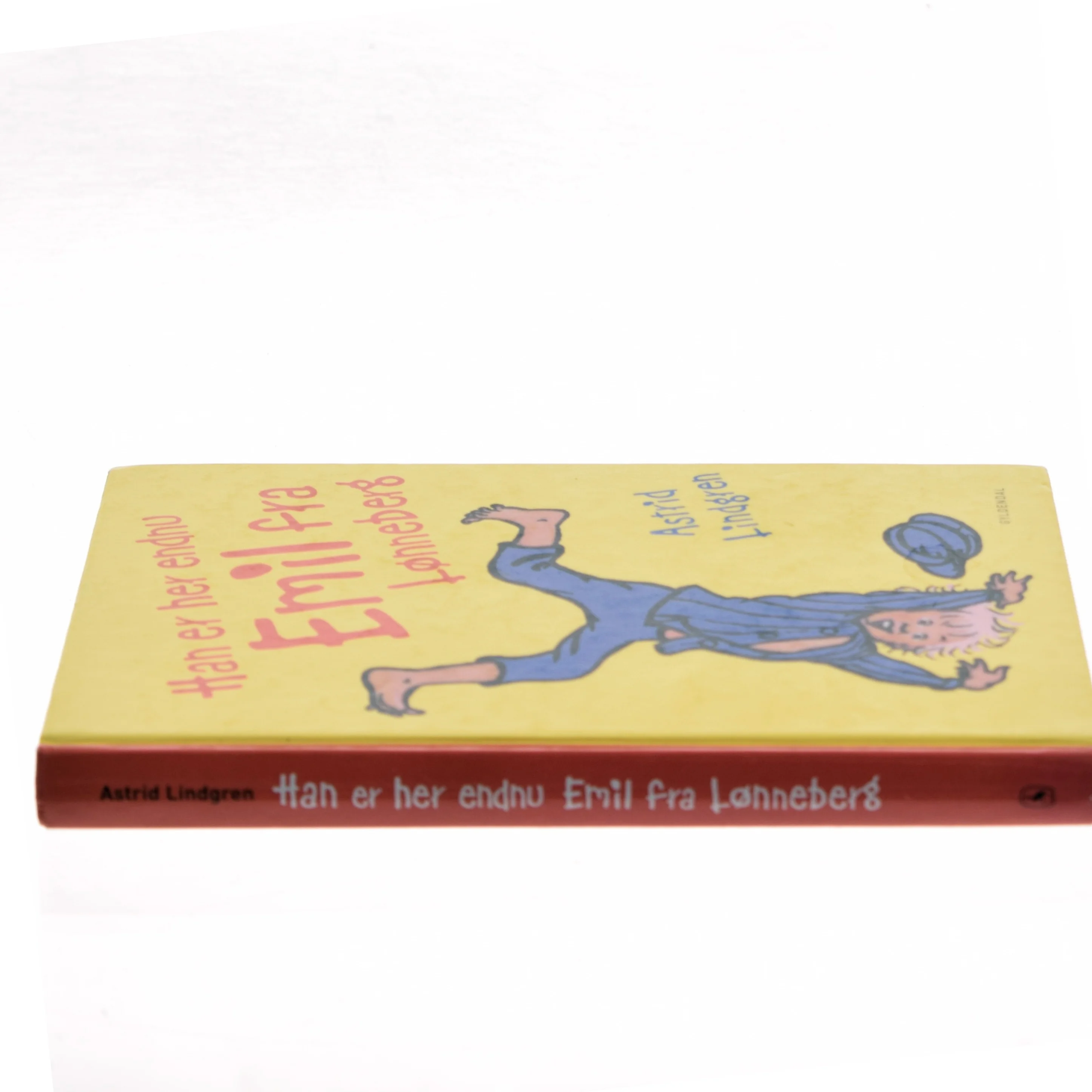 Han er her endnu - Emil fra Lønneberg (Ved Kina Bodenhoff) af Astrid Lindgren (Bog)