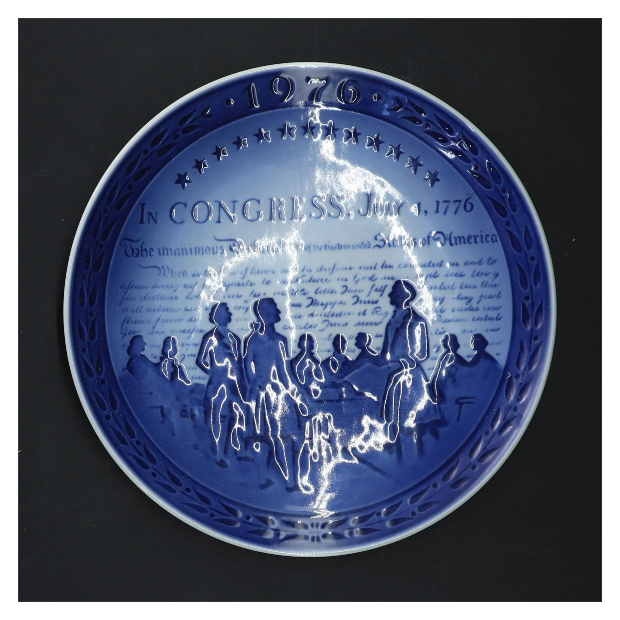 Dekorativ porcel&aelig;nstallerken fra 1976 fra Royal Copenhagen (str. &Oslash; 18 cm)