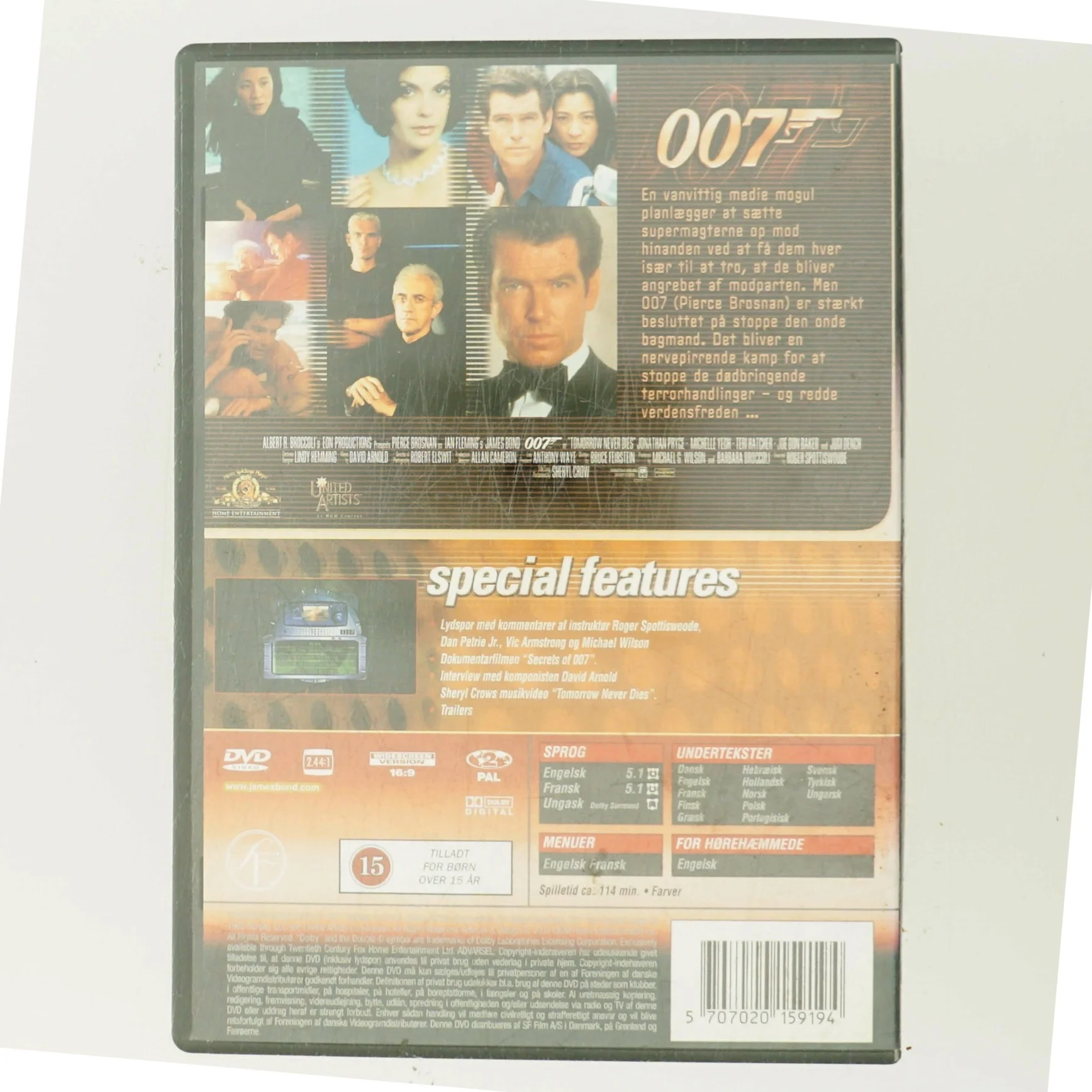 Agent 007 - Tomorrow Never Dies med Pierce Brosnan (DVD)