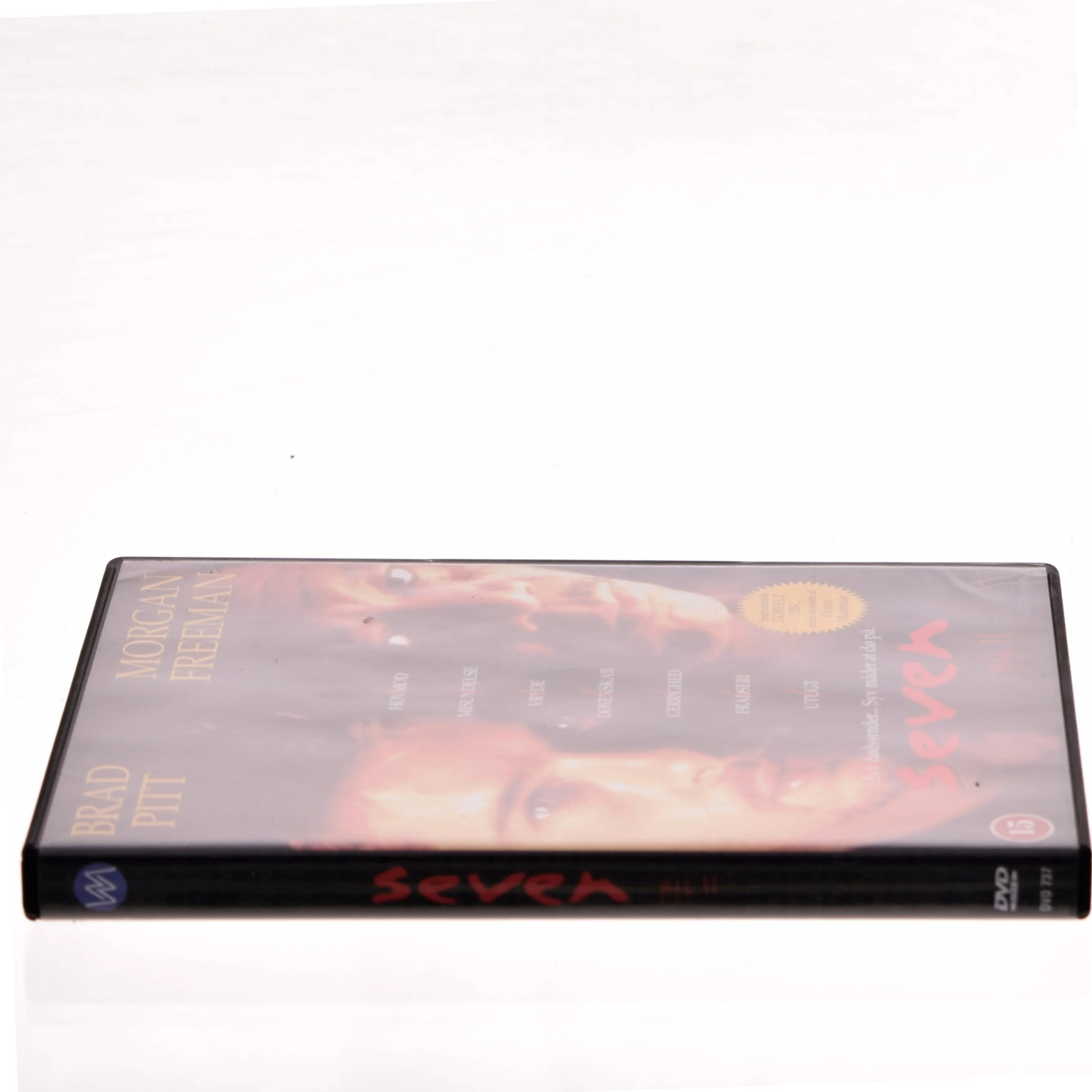 Seven - med Extra Materiale+ med Brad Pitt (DVD)