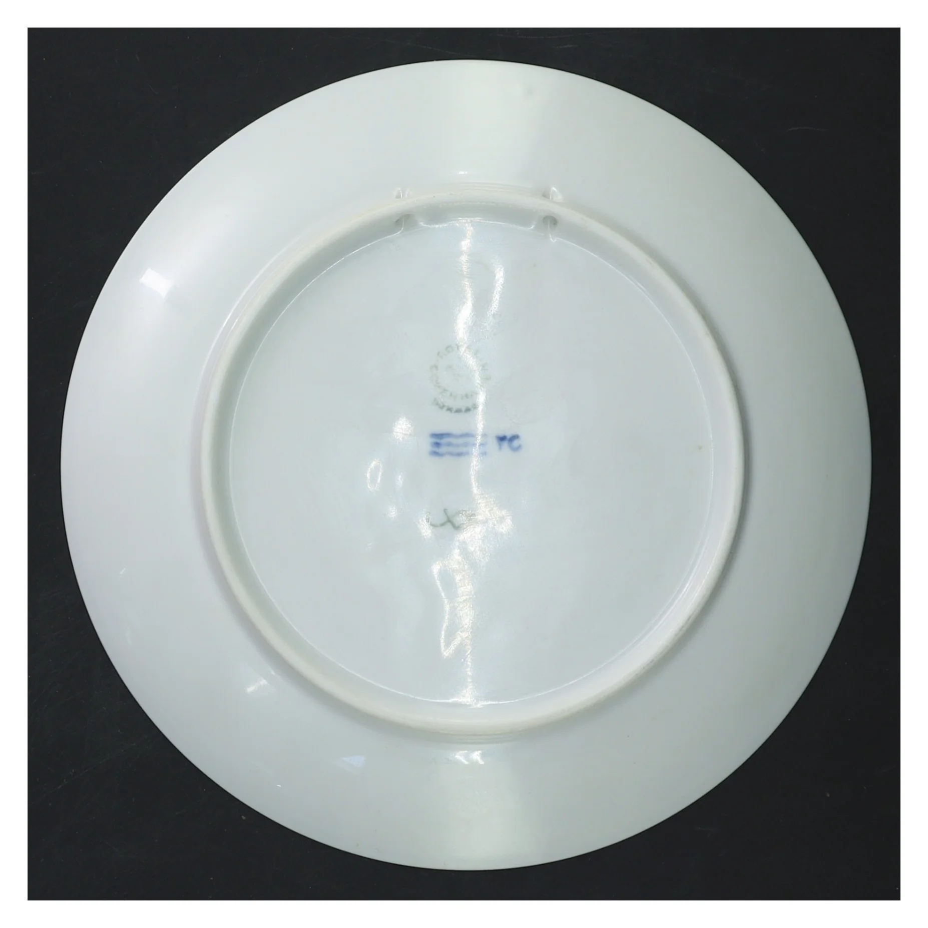 Dekorativ platte 1979 fra Royal Copenhagen (str. Ø 18,5 cm)