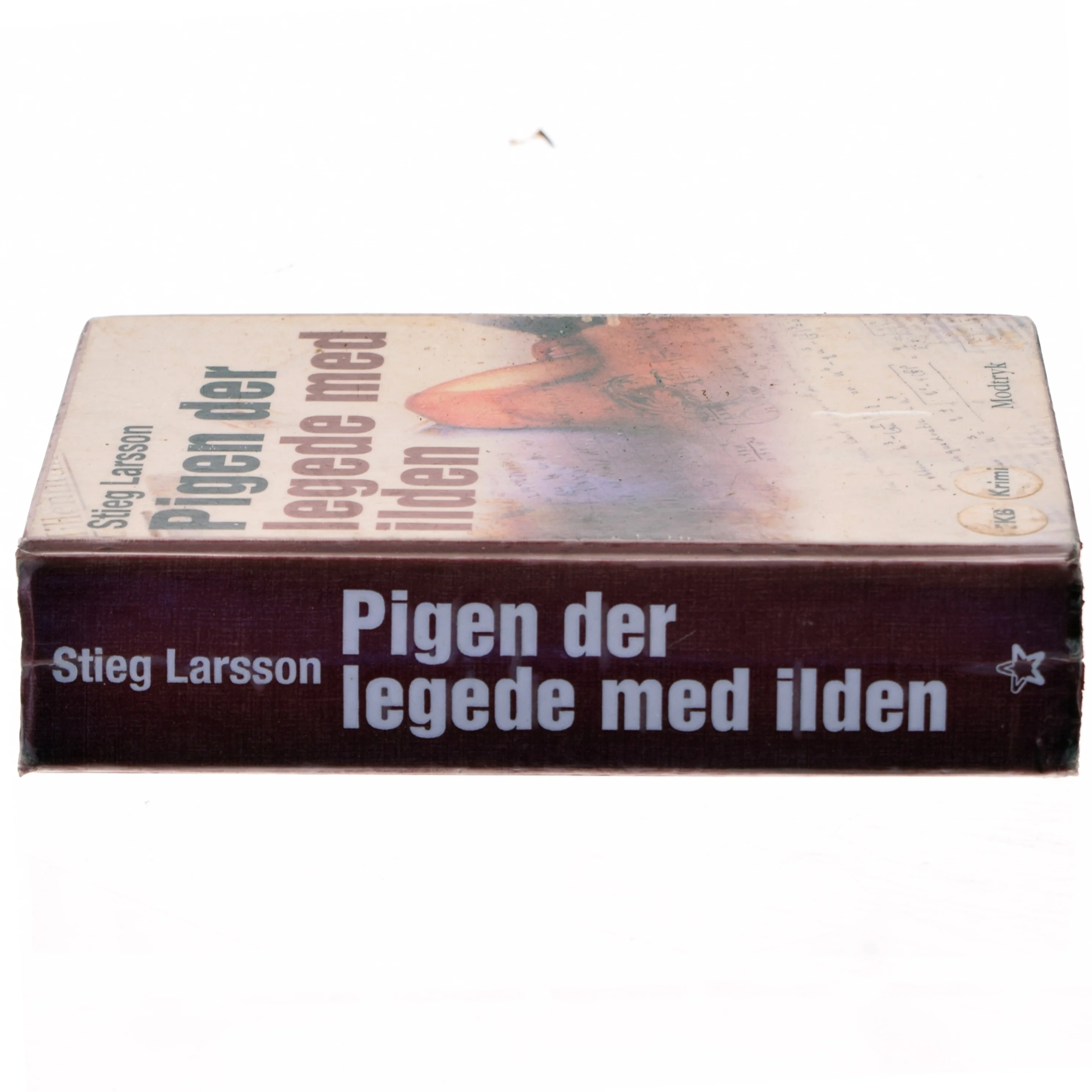 Pigen der legede med ilden af Stieg Larsson fra Modtryk