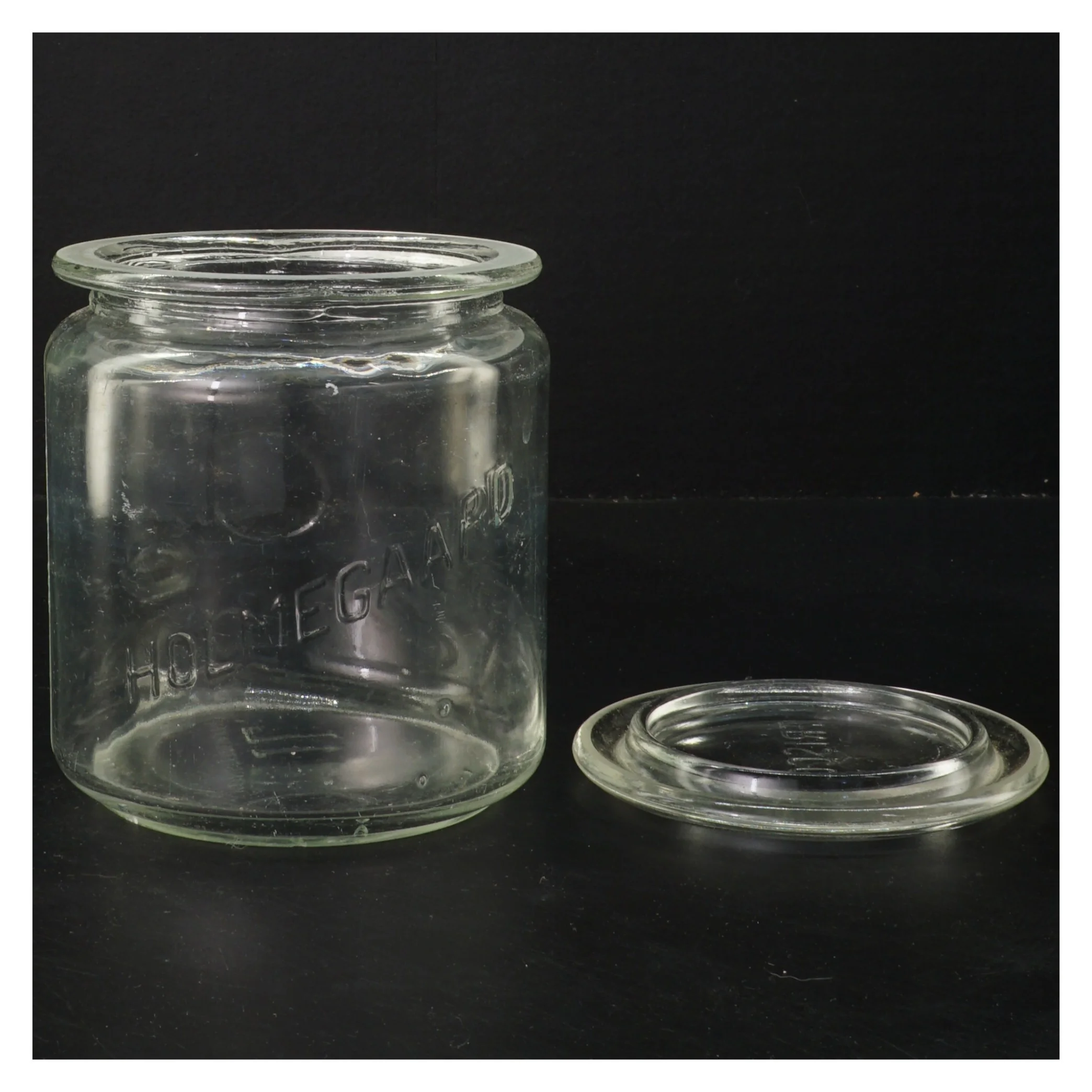 Glaskrukke med låg fra Holmegaard (str. Ø 12 cm højde 13 cm)