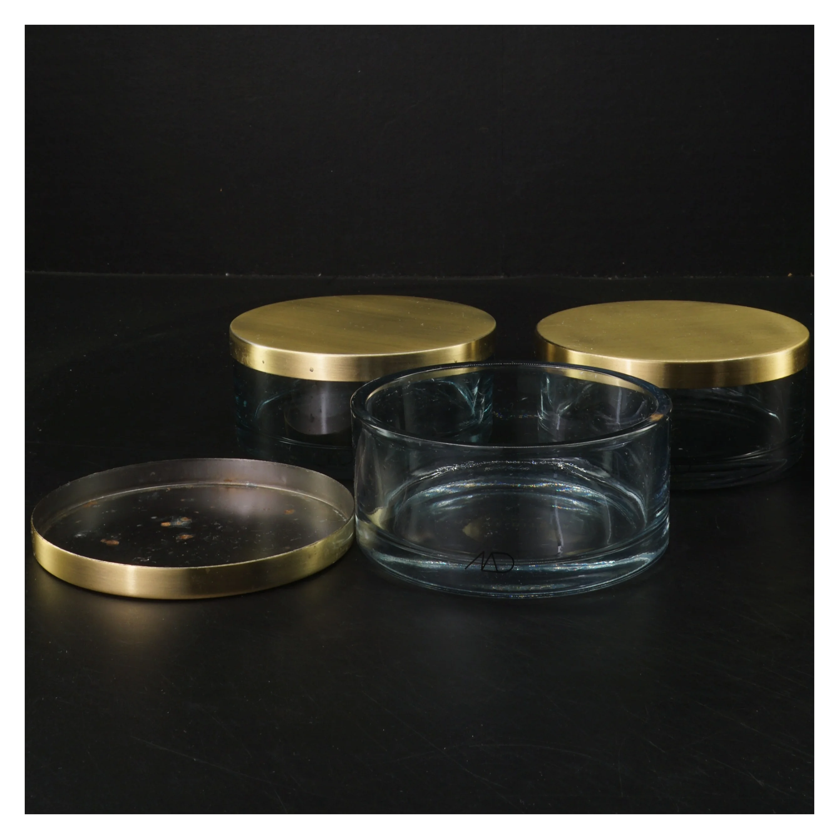 Opbevaringsglas med messinglåg (str. 3 stk Ø 11 cm) fra Mette Diemer