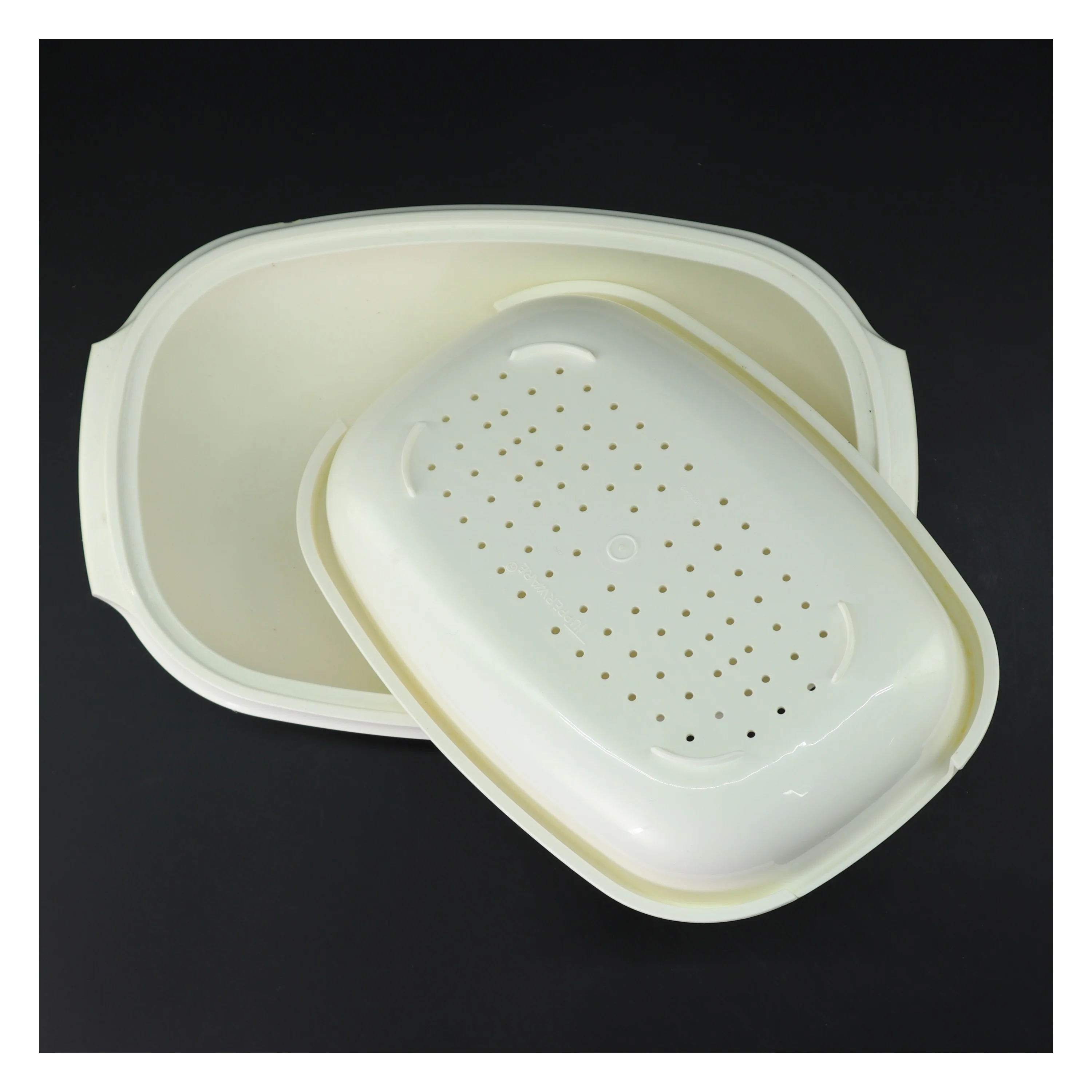 Tupperware opbevaringsbeholder med låg fra Tupperware (str. 31 cm)