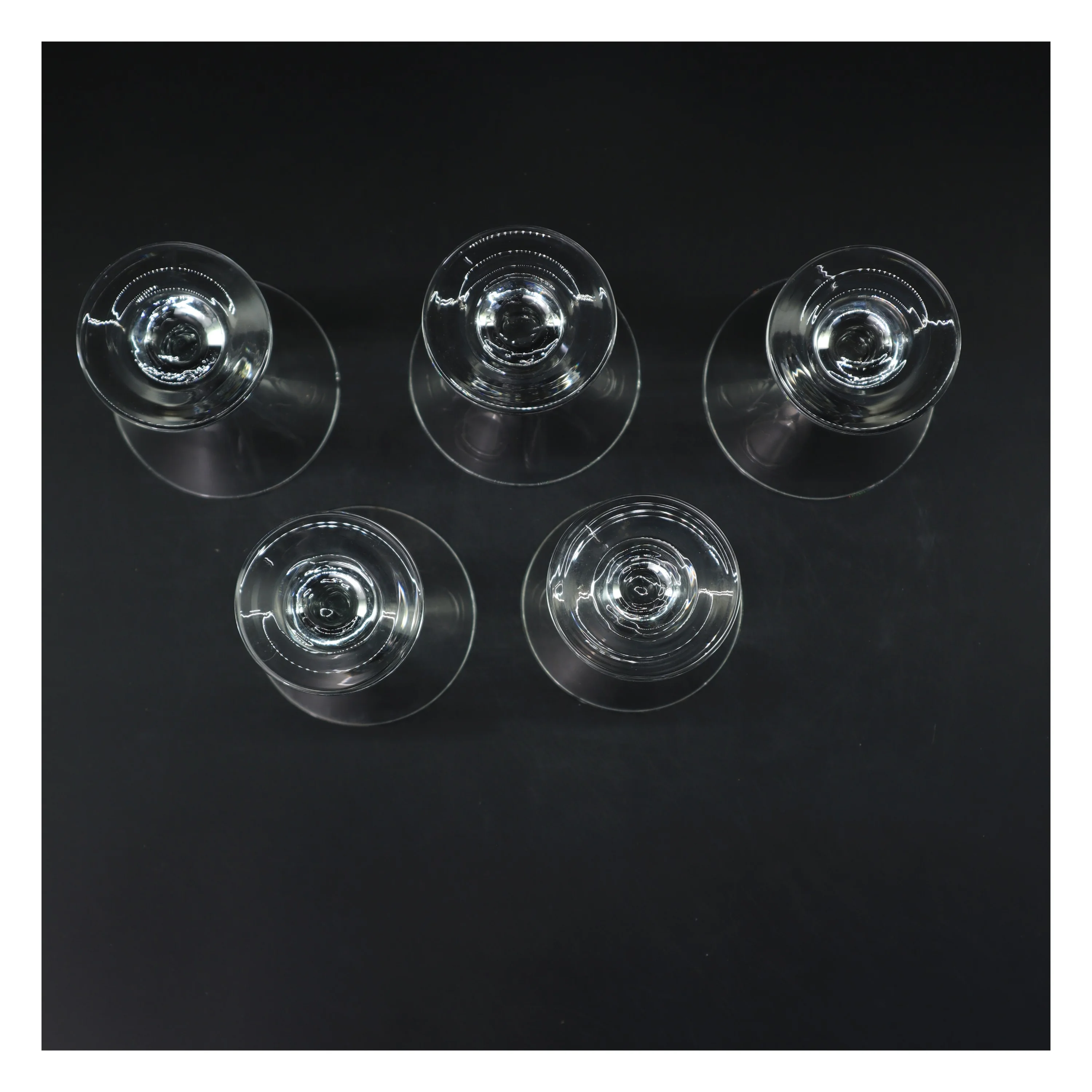 Cocktailglas sæt (str. 5 stk Ø 9 cm længde 14 cm)