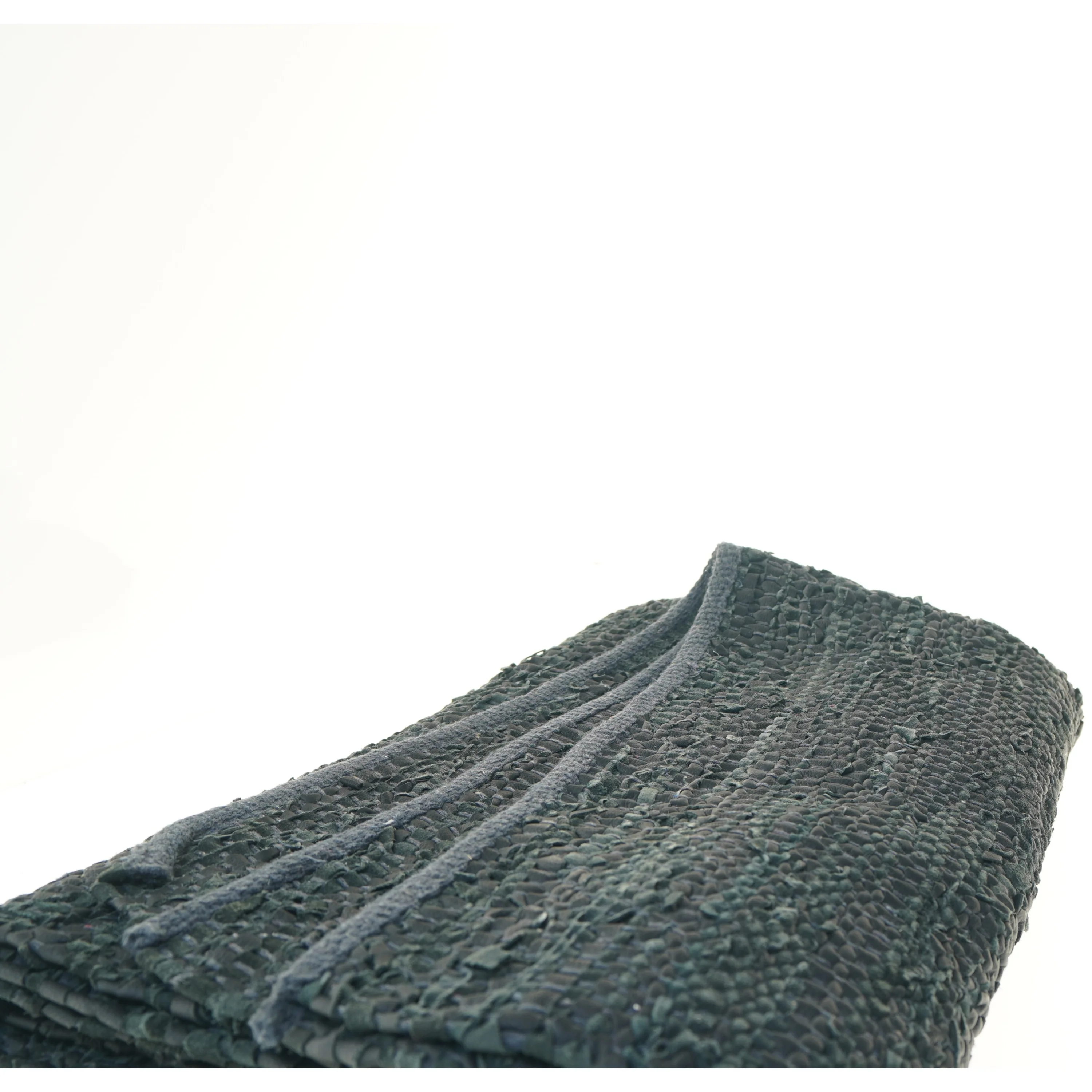 Mørk grå tæppe (str. 137x208 cm)