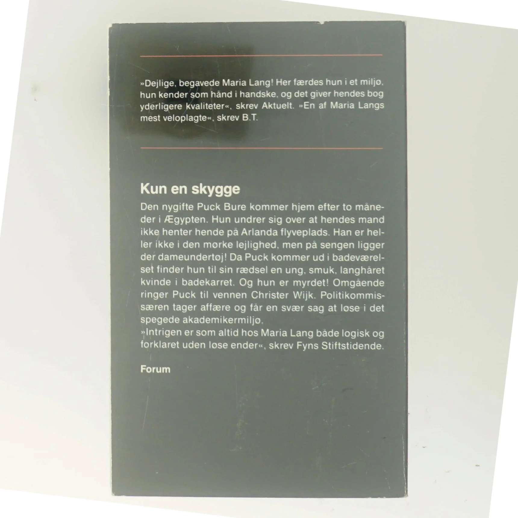 Kun en skygge af Maria Lang (Bog)