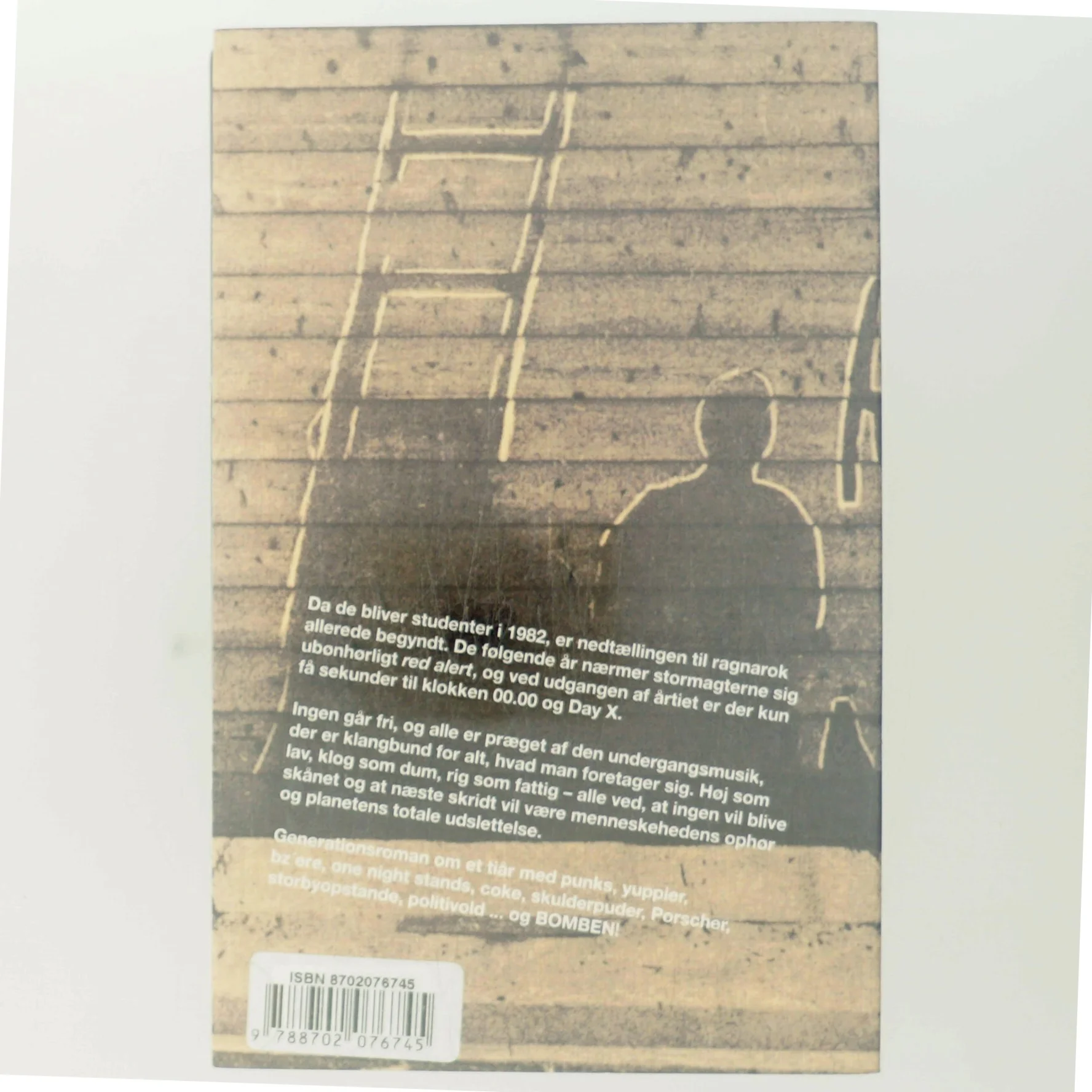 Om atomkrigens betydning for Vilhelm Funks ungdom : roman (Klassesæt) af Jan Sonnergaard (Bog)