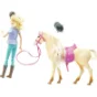 Barbiedukke med hest og tilbehør (str. 26 x 24 cm)