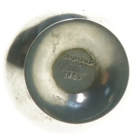 Sølvvase (str. 14 cm)