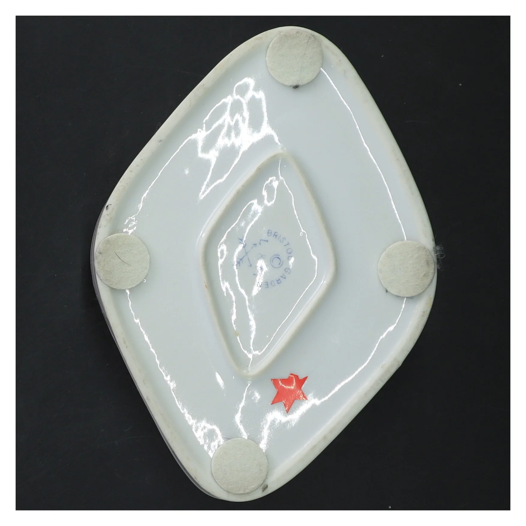 Porcelænsskrin med låg fra Bristol Garden (str. 5x17x12 cm)