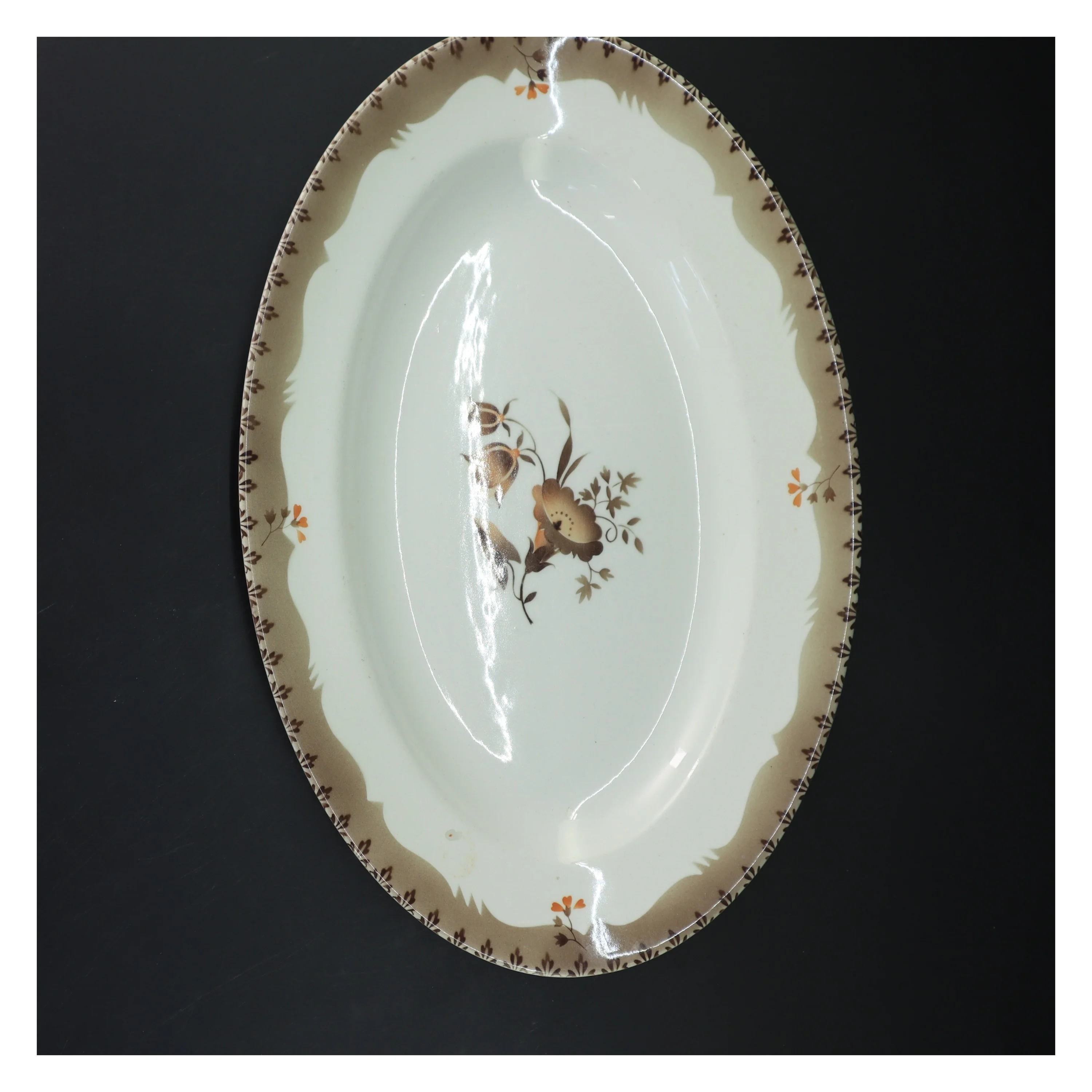 Snerle Fajancefad fra Aluminia (str. 33x24 cm)