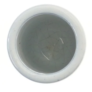 Keramisk vase med blomstermotiv (str. Ø 5 cm længde 12 cm)