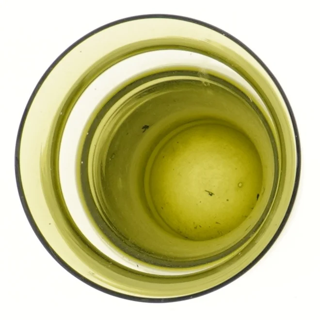 Grøn vase (str. Ø 10 cm længde 25 cm)