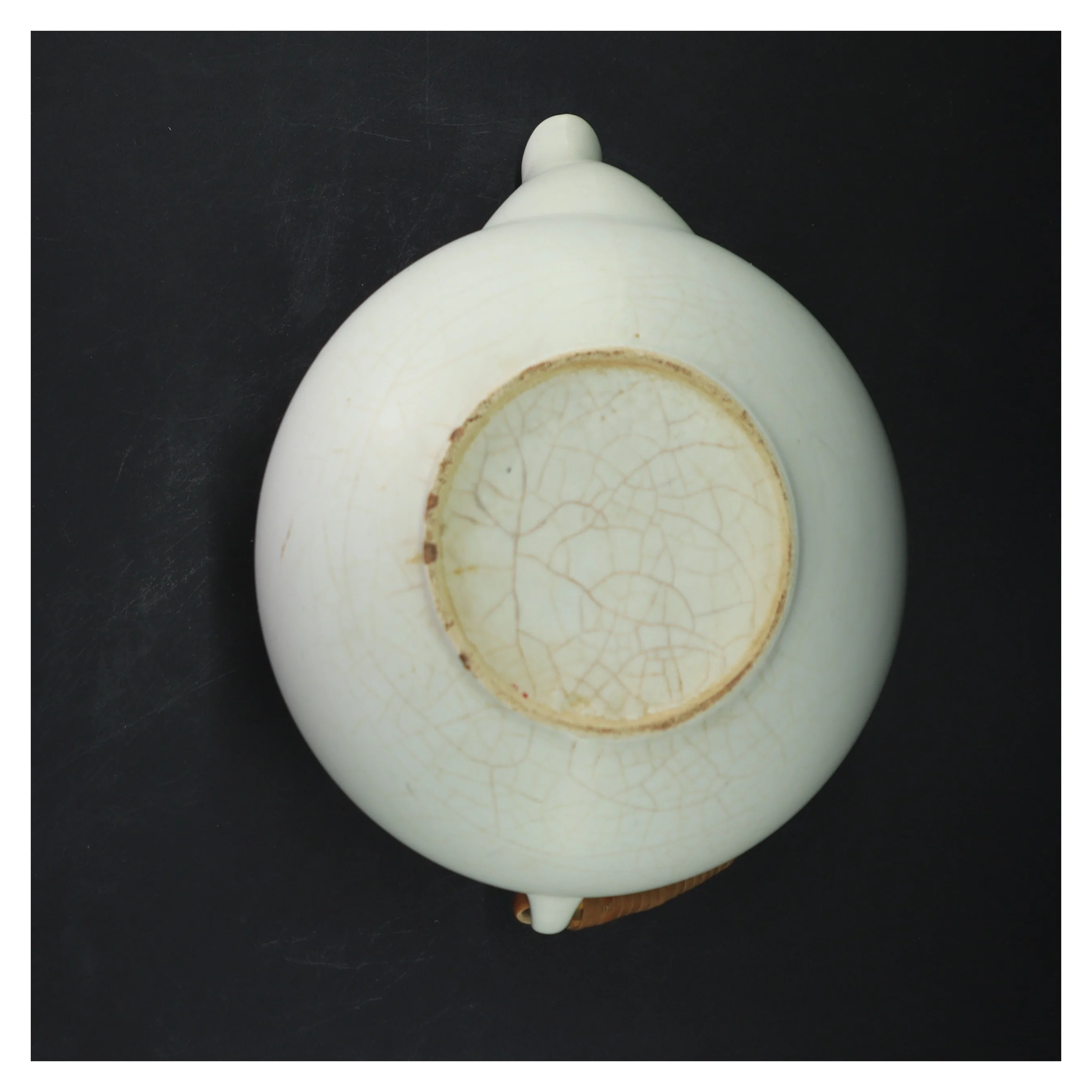 Hvid keramisk tekande (str. Ø 17 cm)