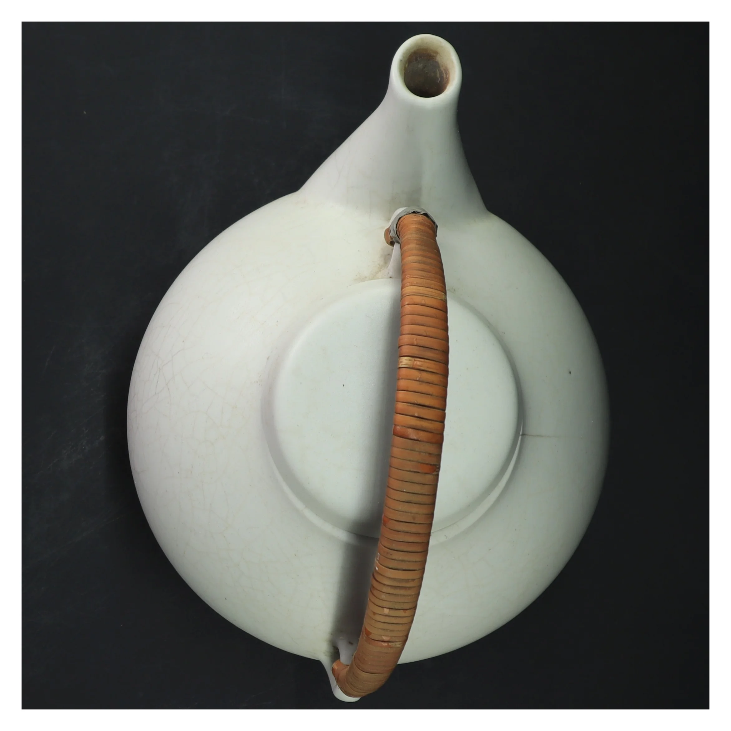 Hvid keramisk tekande (str. Ø 17 cm)