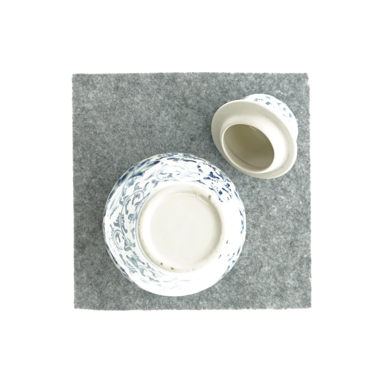 Krukke med aftageligt låg