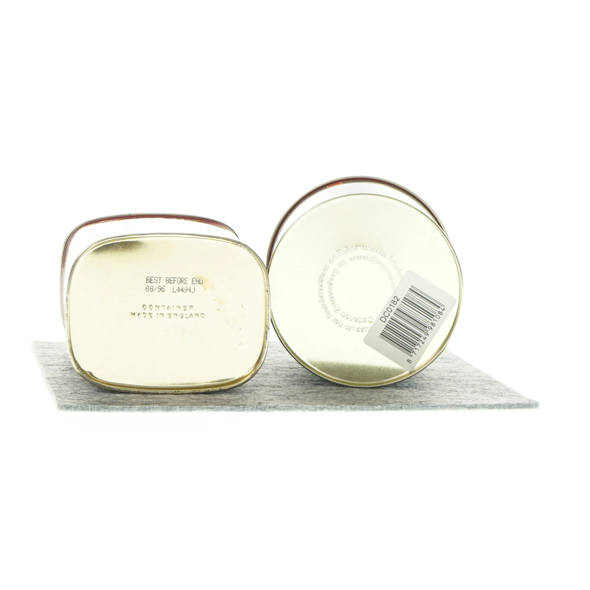 To tedåser - ca. 10 cm i diameter