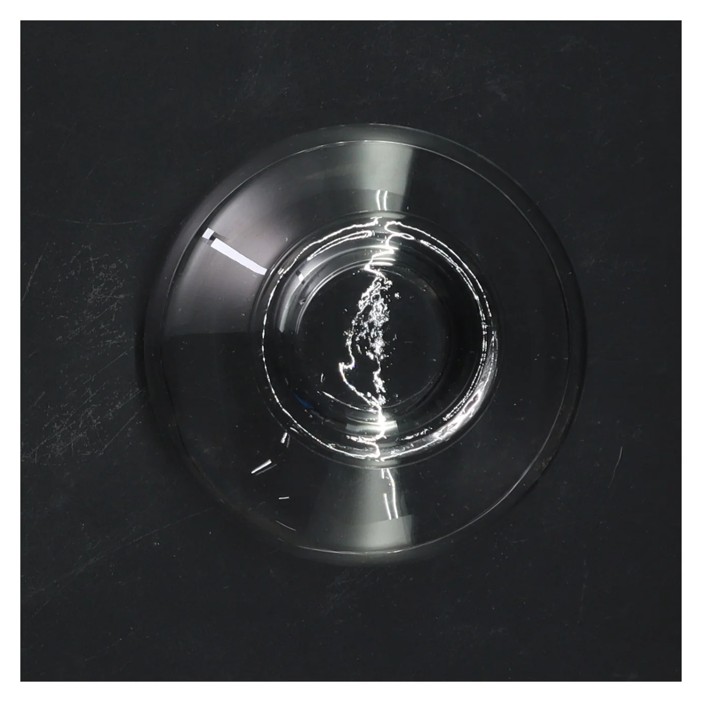 Glas skål (str. Ø 10 cm)