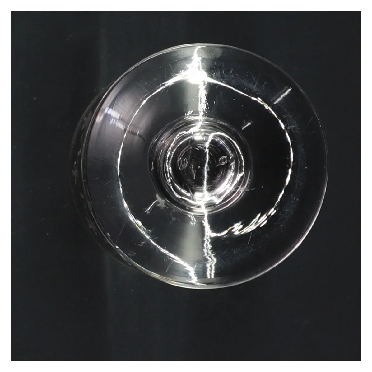 Vinglas med gravering (str. 15,5 cm)