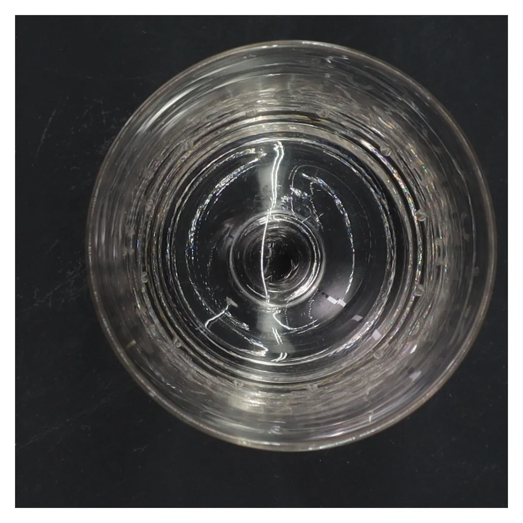 Vinglas med gravering (str. 15,5 cm)