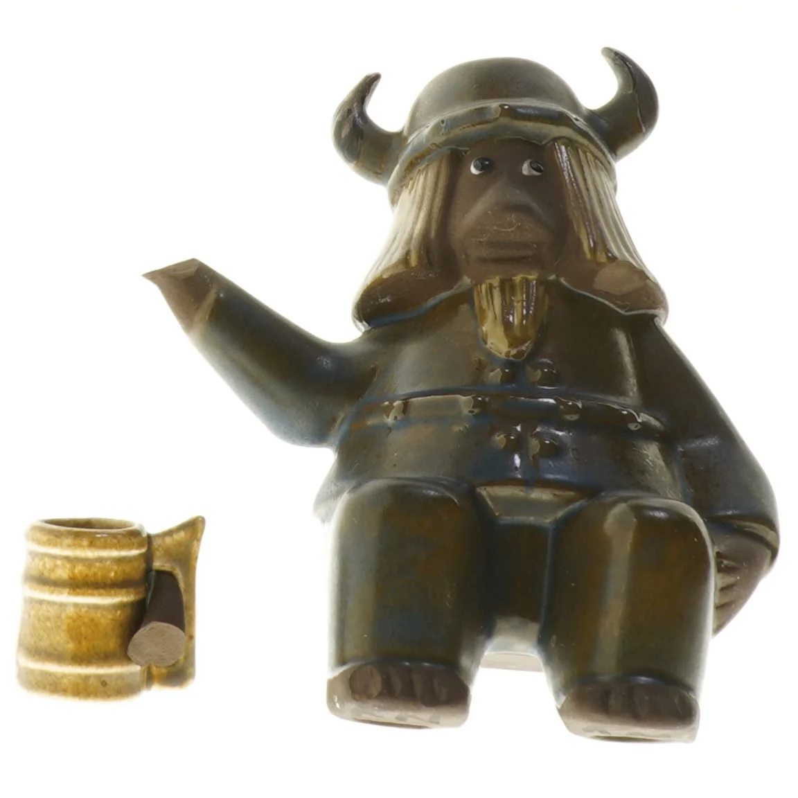 Viking figurin med krus (str. 17 cm)