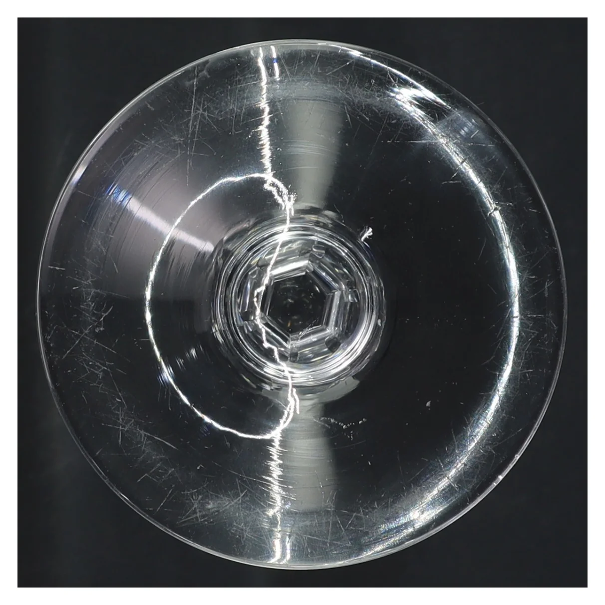 Elegant vinglas (str. 21 cm)