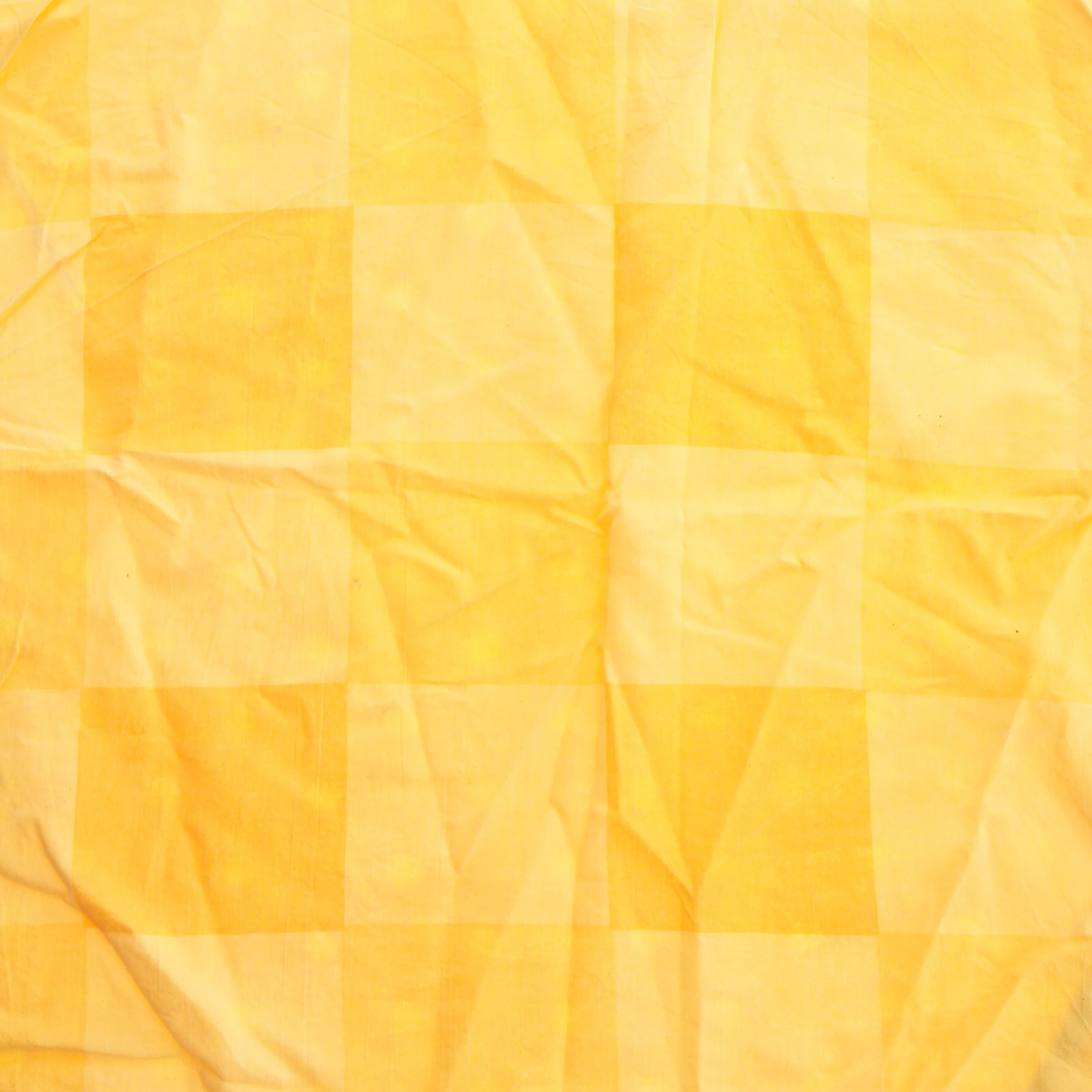 To Gul/orange sengesæt med prikker og tern (str. 133x185 og 58x57 cm)