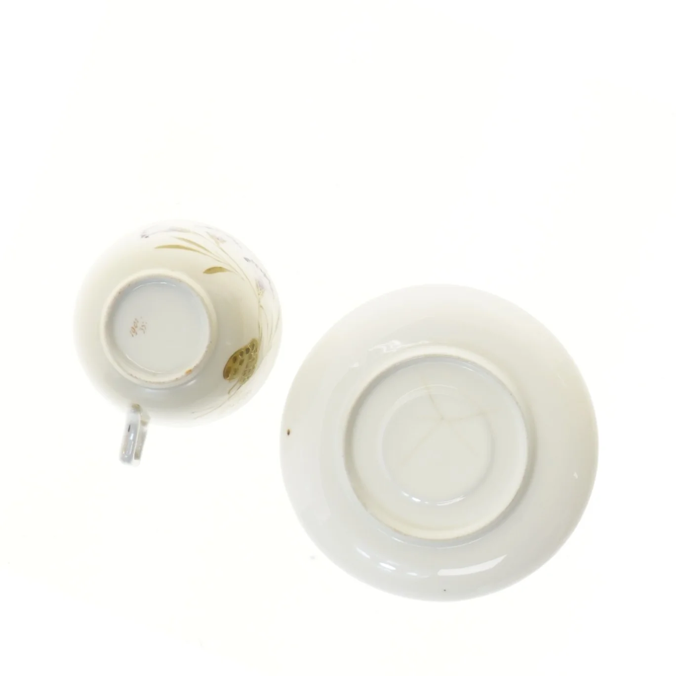 Sæt med 4 porcelænskopper og underkopper (str. Ø 13,5 og 5,5xØ 9 cm)