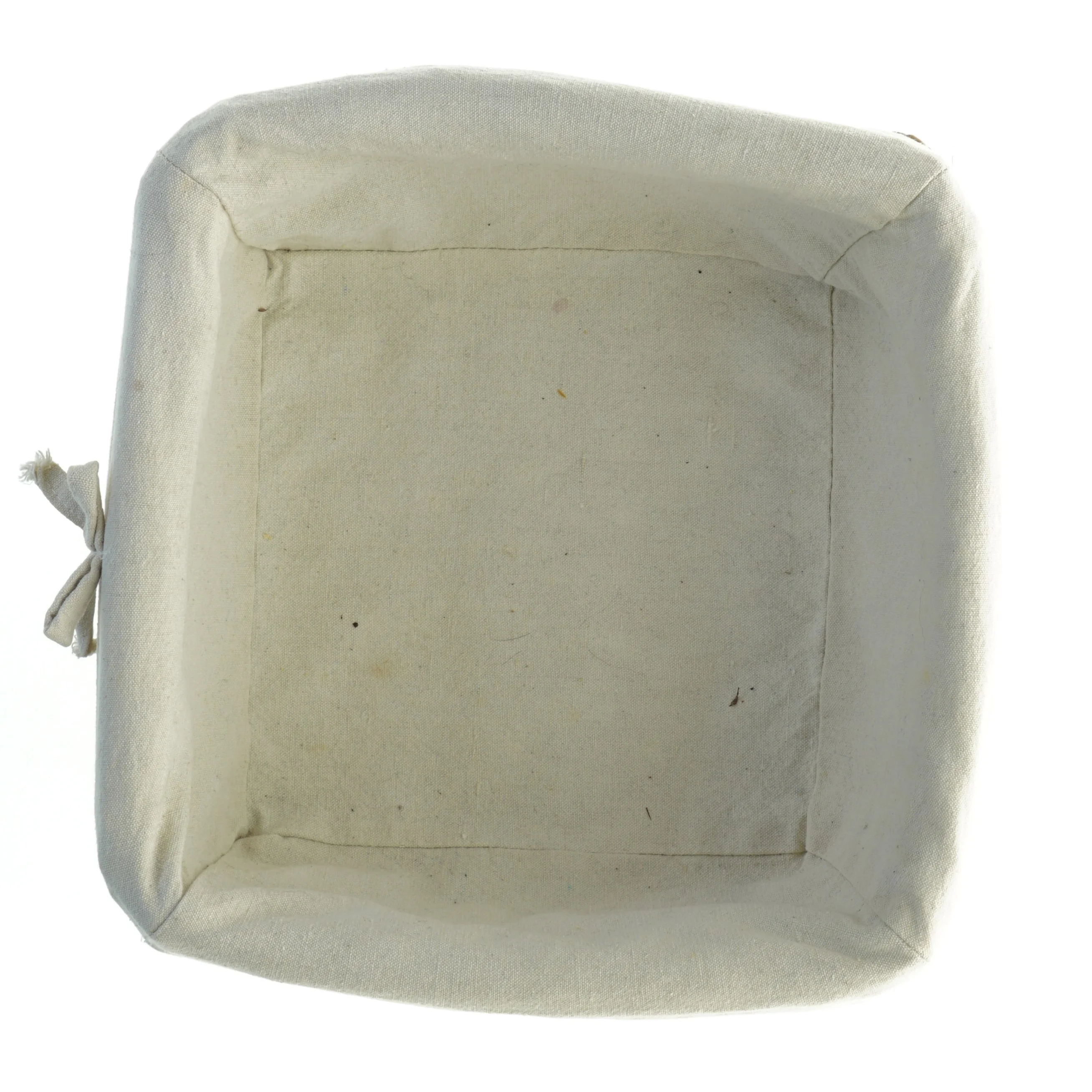 Flettet kurv med stofindsats (str. 25 x 25 cm)