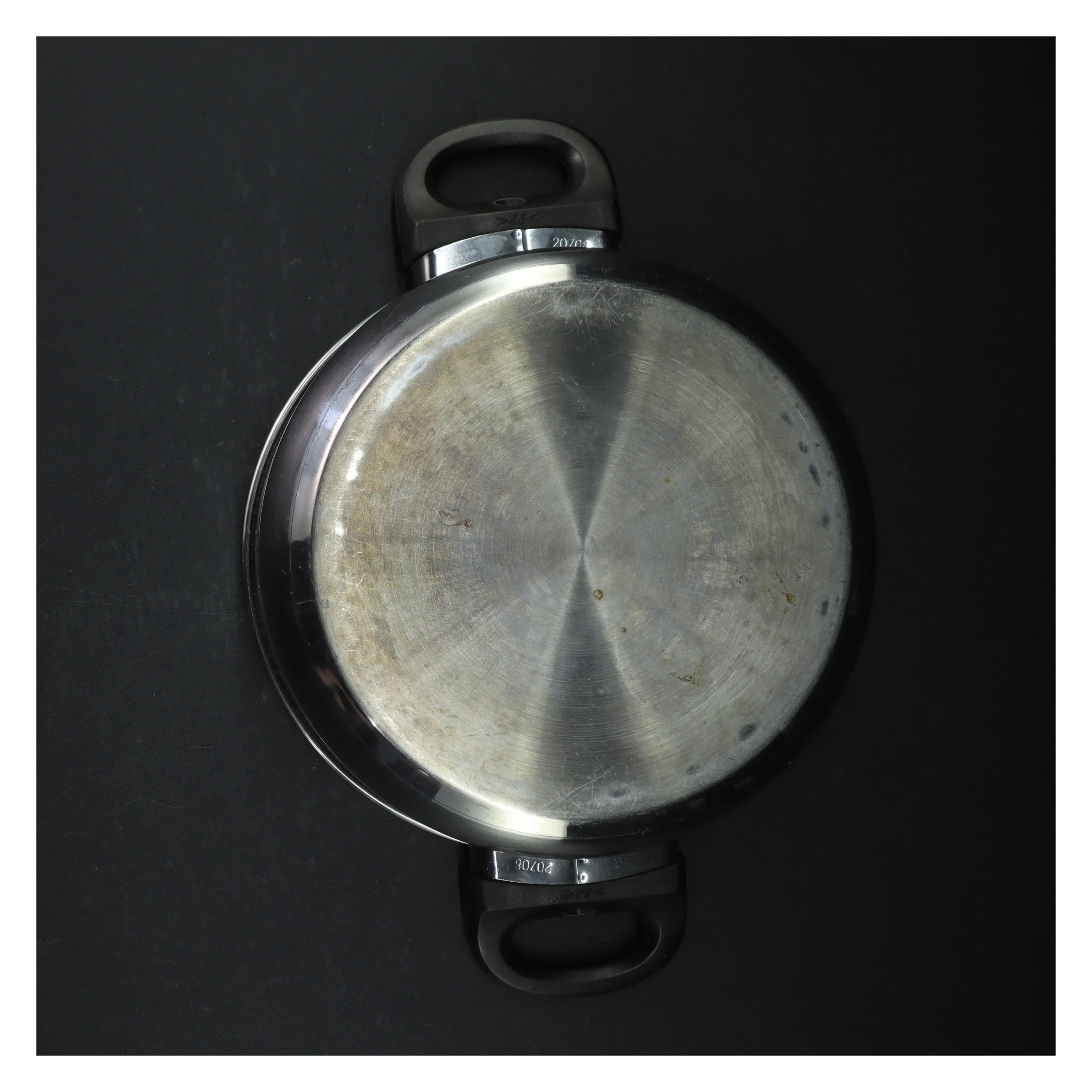 Brugt rustfrit stålgryde (str. Ø. 21 cm)