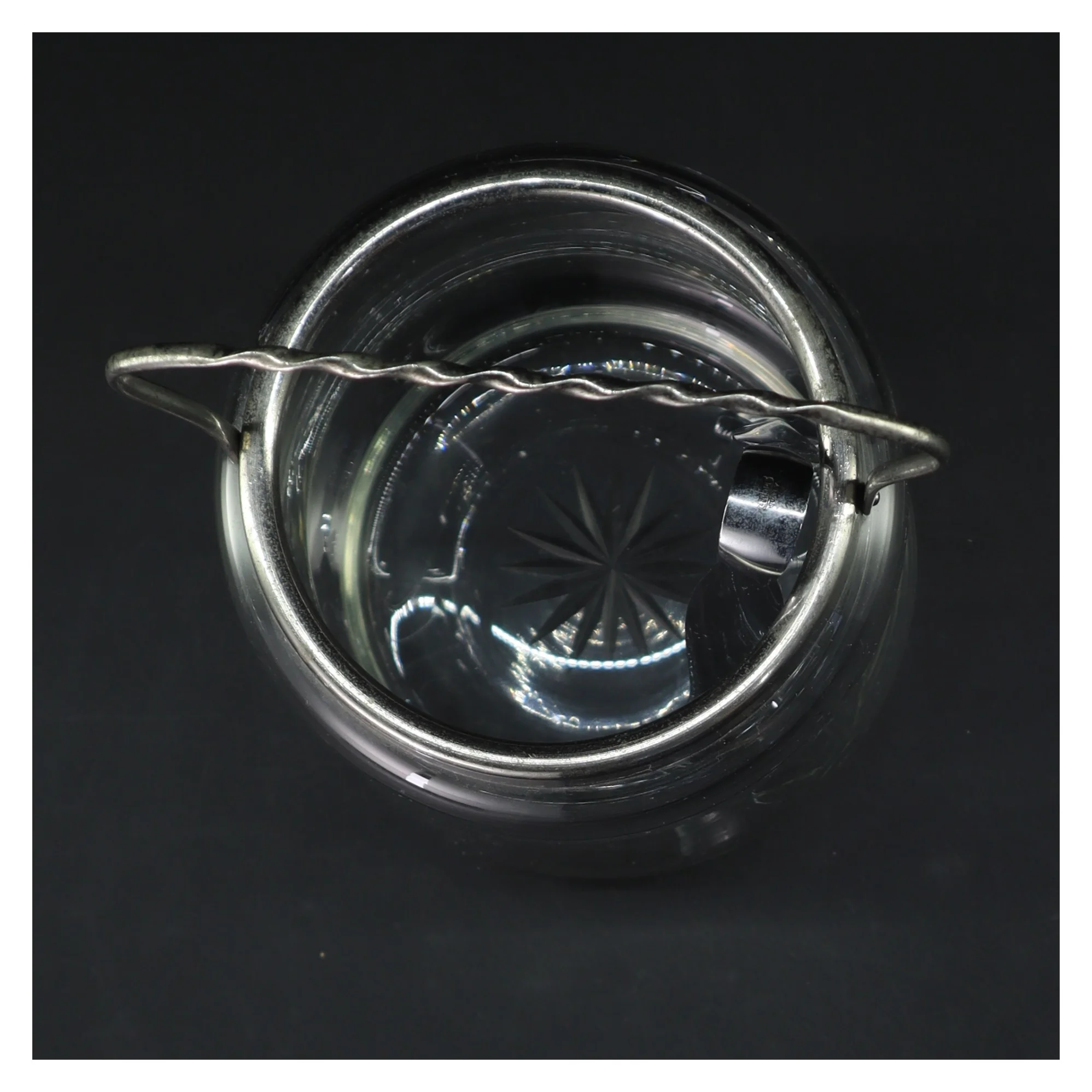 Antik isspand med tang  (str. Ø 10,5 cm længde 16 cm)