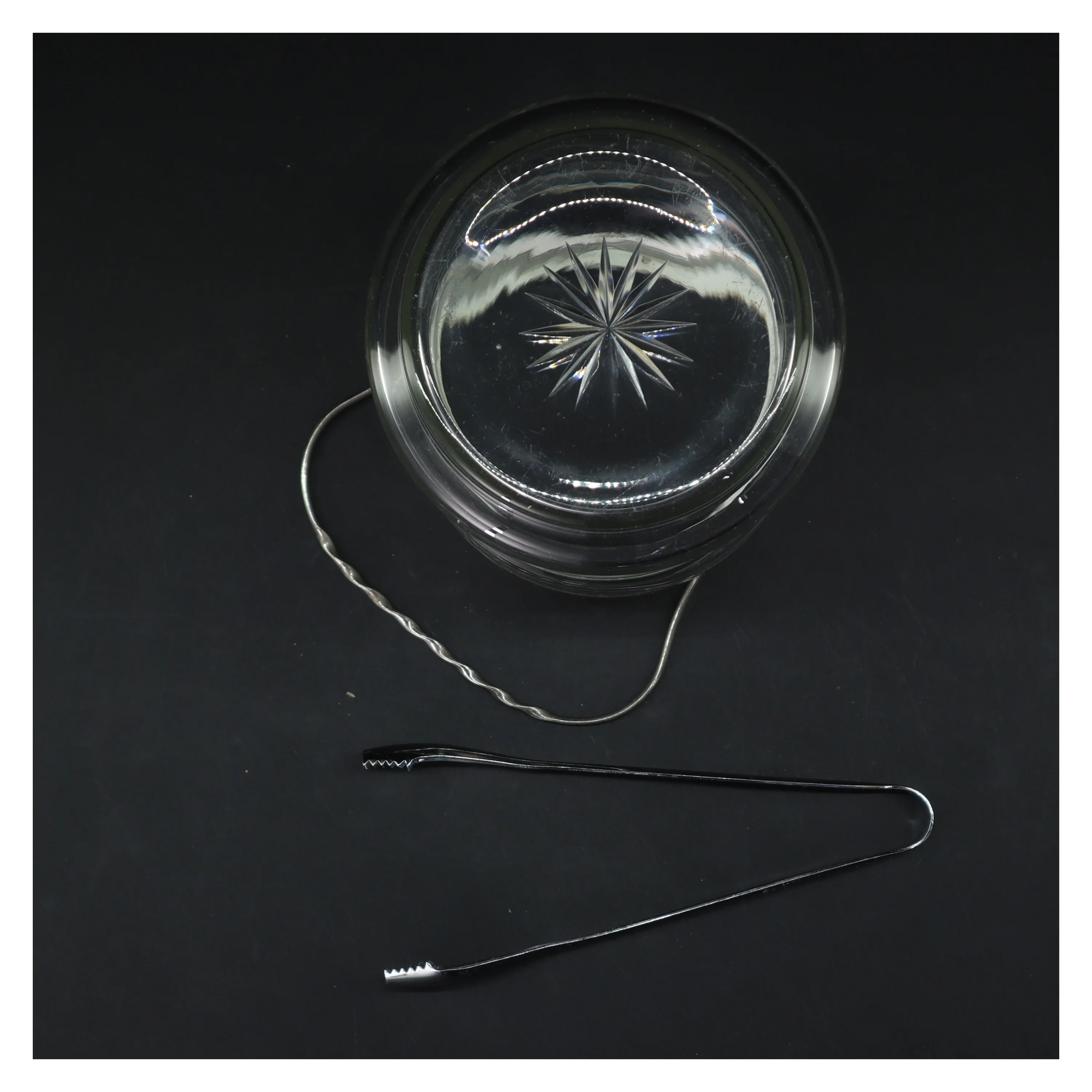 Antik isspand med tang  (str. Ø 10,5 cm længde 16 cm)