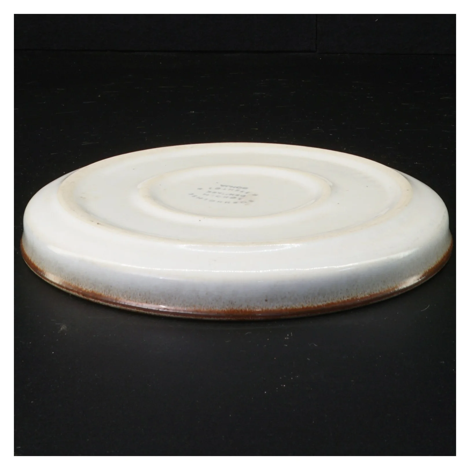 Keramiktallerken fra Søholm Stentøj (str. Ø 18 cm)