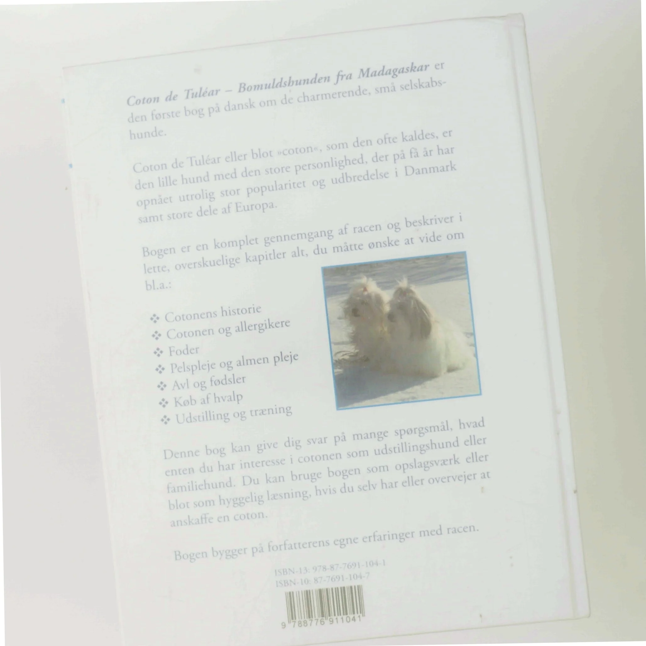 Coton de Tuléar : bomuldshunden fra Madagaskar af Christina B. Møller (Bog)