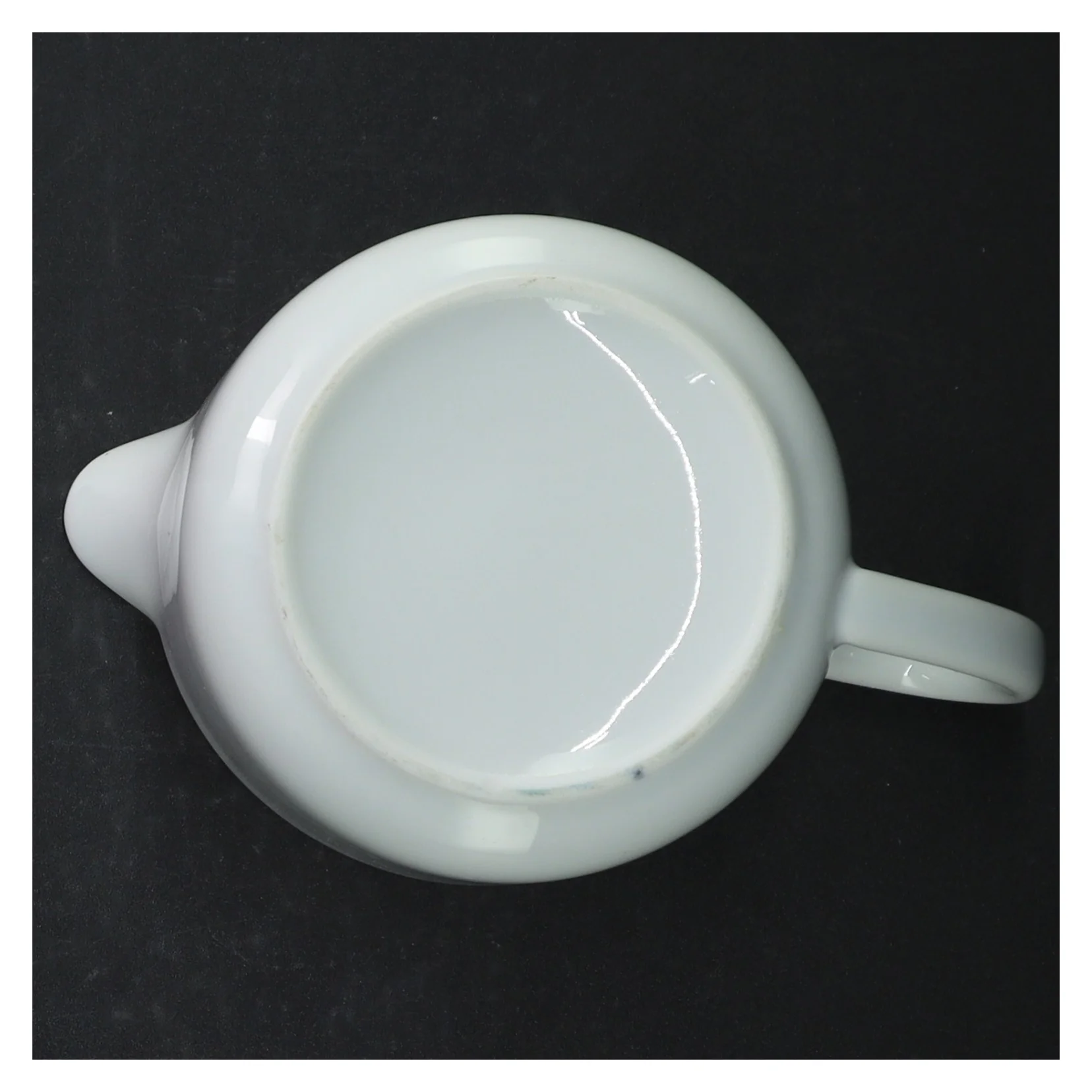 Hvid porcelænskande (str. 11 cm)