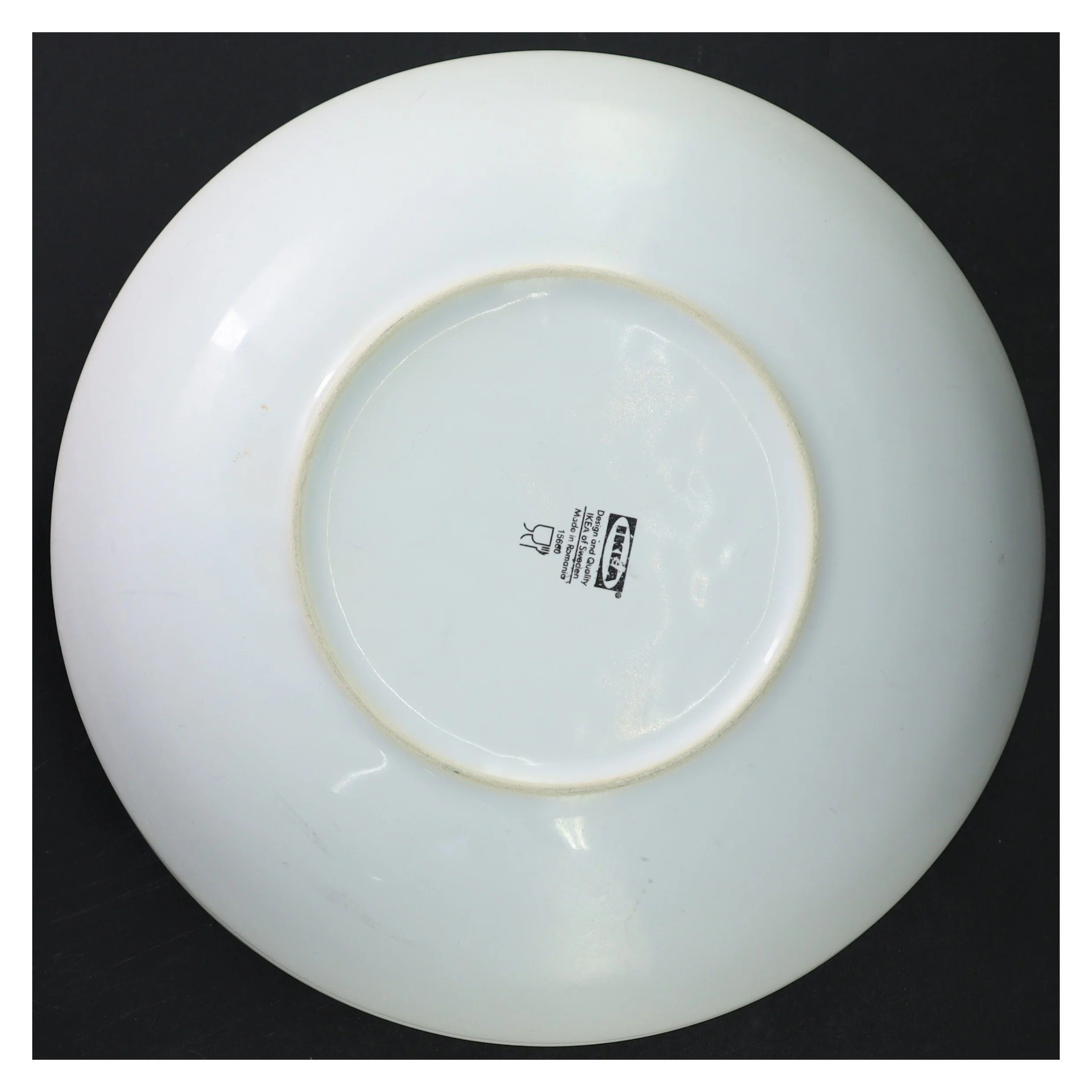 Hvide porcelænstallerkner, dybe, 6 stk fra IKEA (str. 24 cm diameter. 5 cm høj)