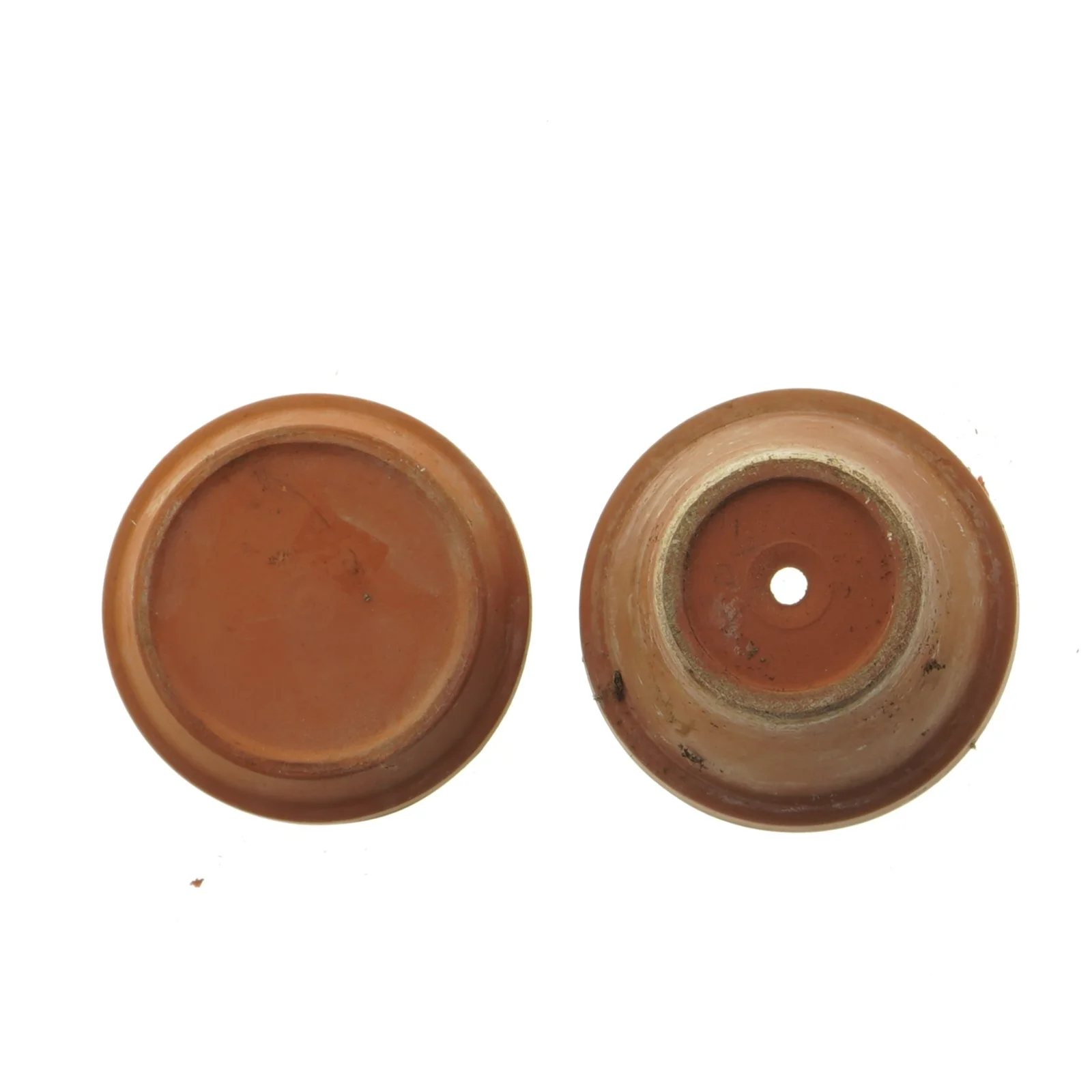 Terracottakrukke med underfad (str. Ø. 9 cm. længde, 8 cm)