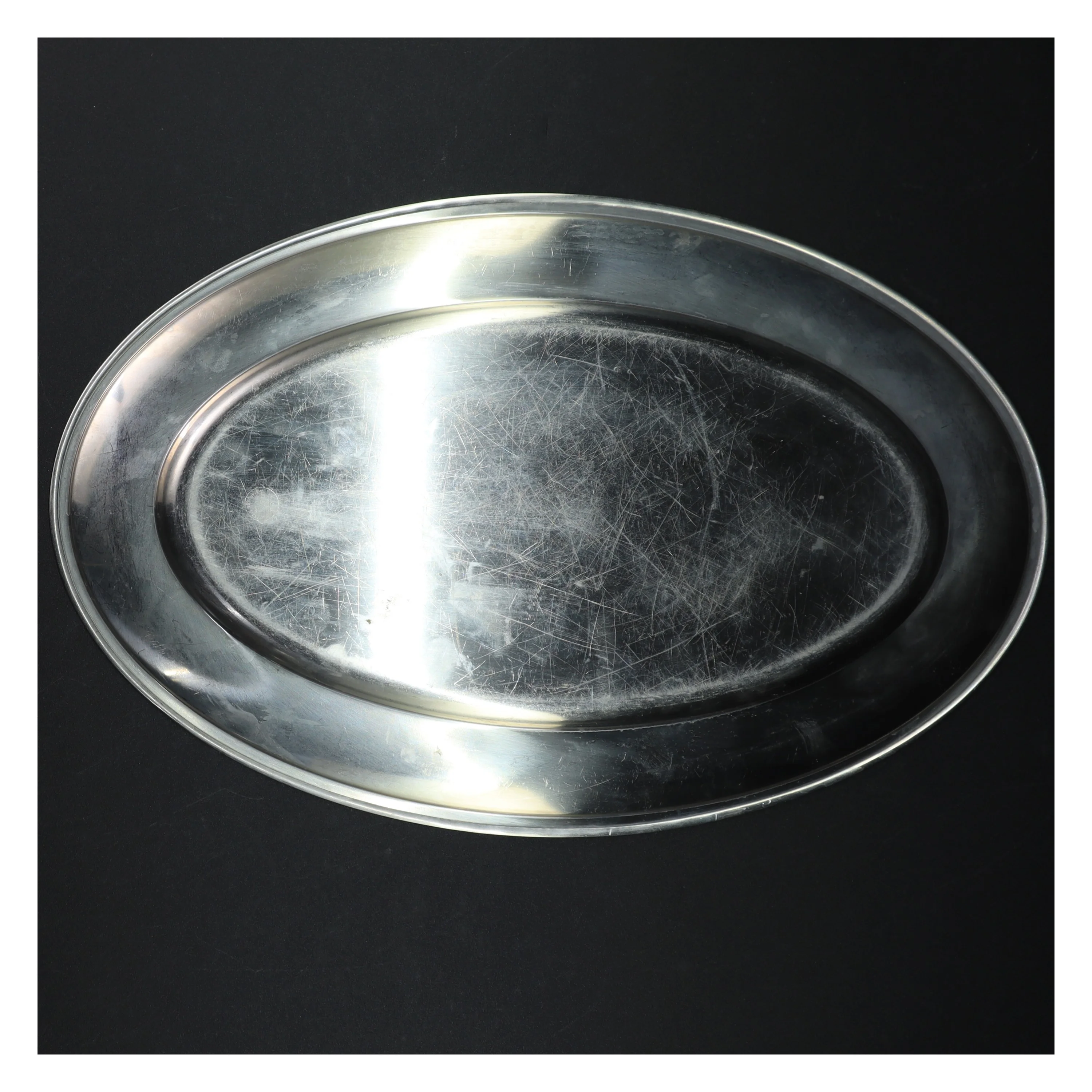 Sølvfarvet bakke (str. 36 x 23 cm)