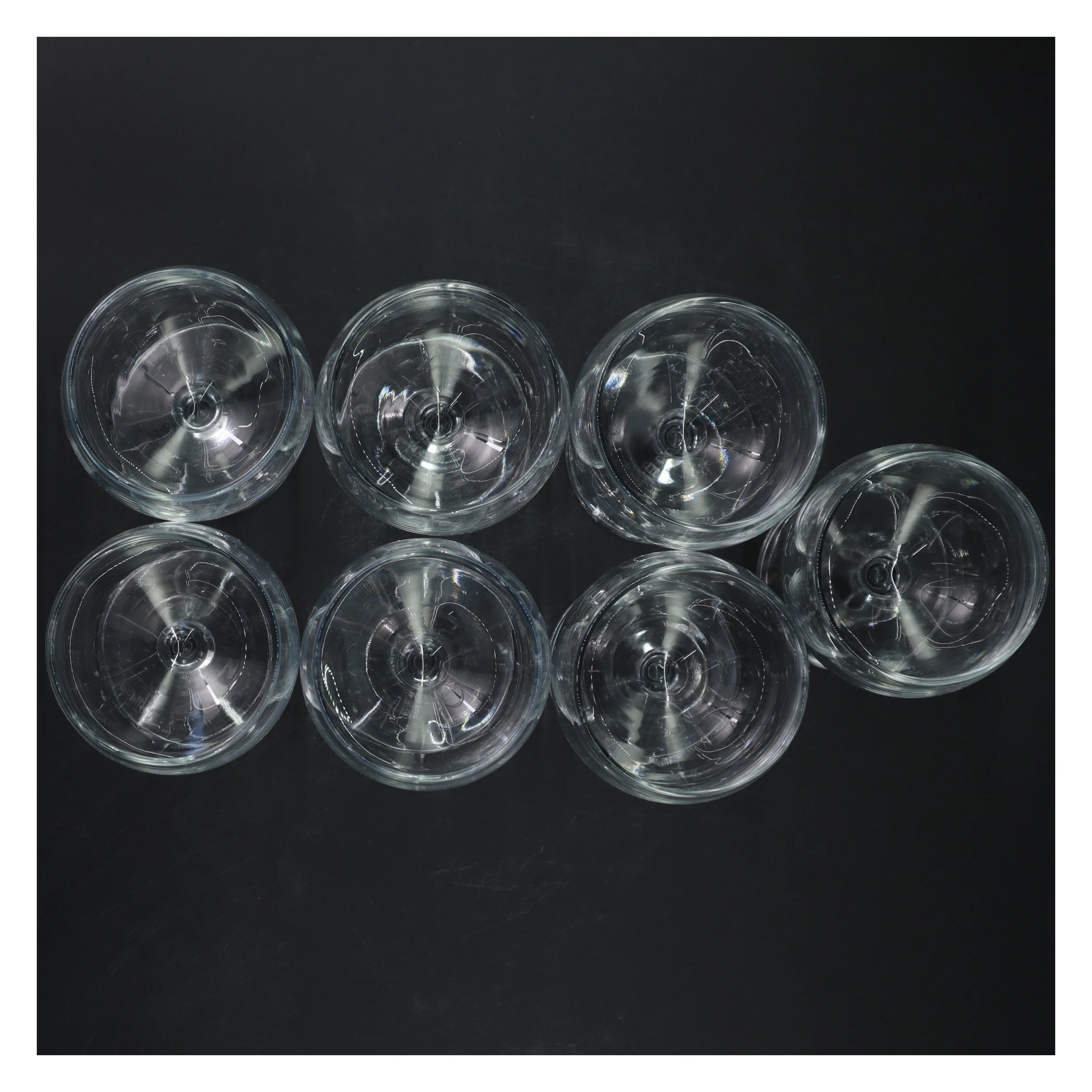 7 kraftige Vinglas (str. Ø 7x13,5 cm)