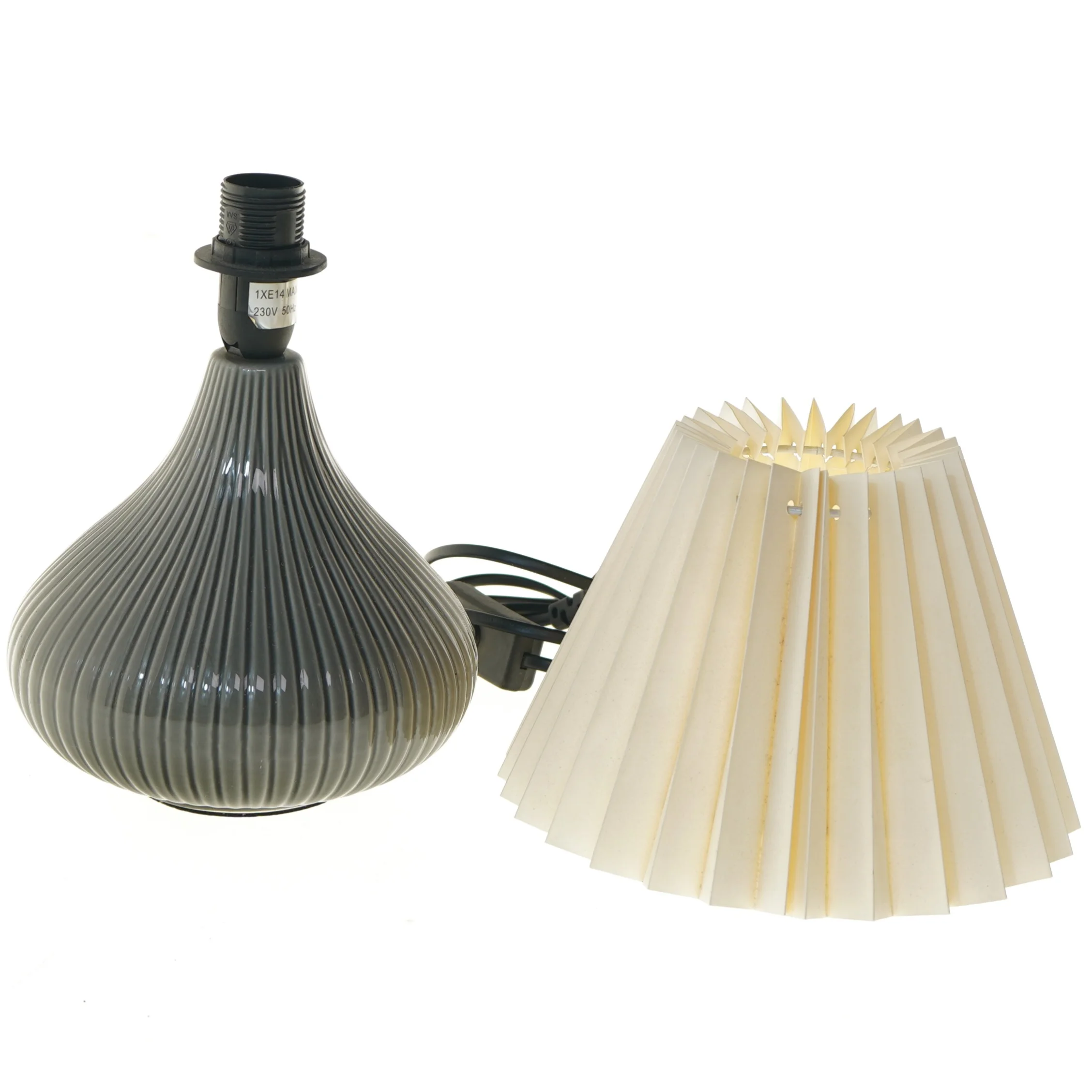 Bordlampe med skærm (str. Ø 16 cm)