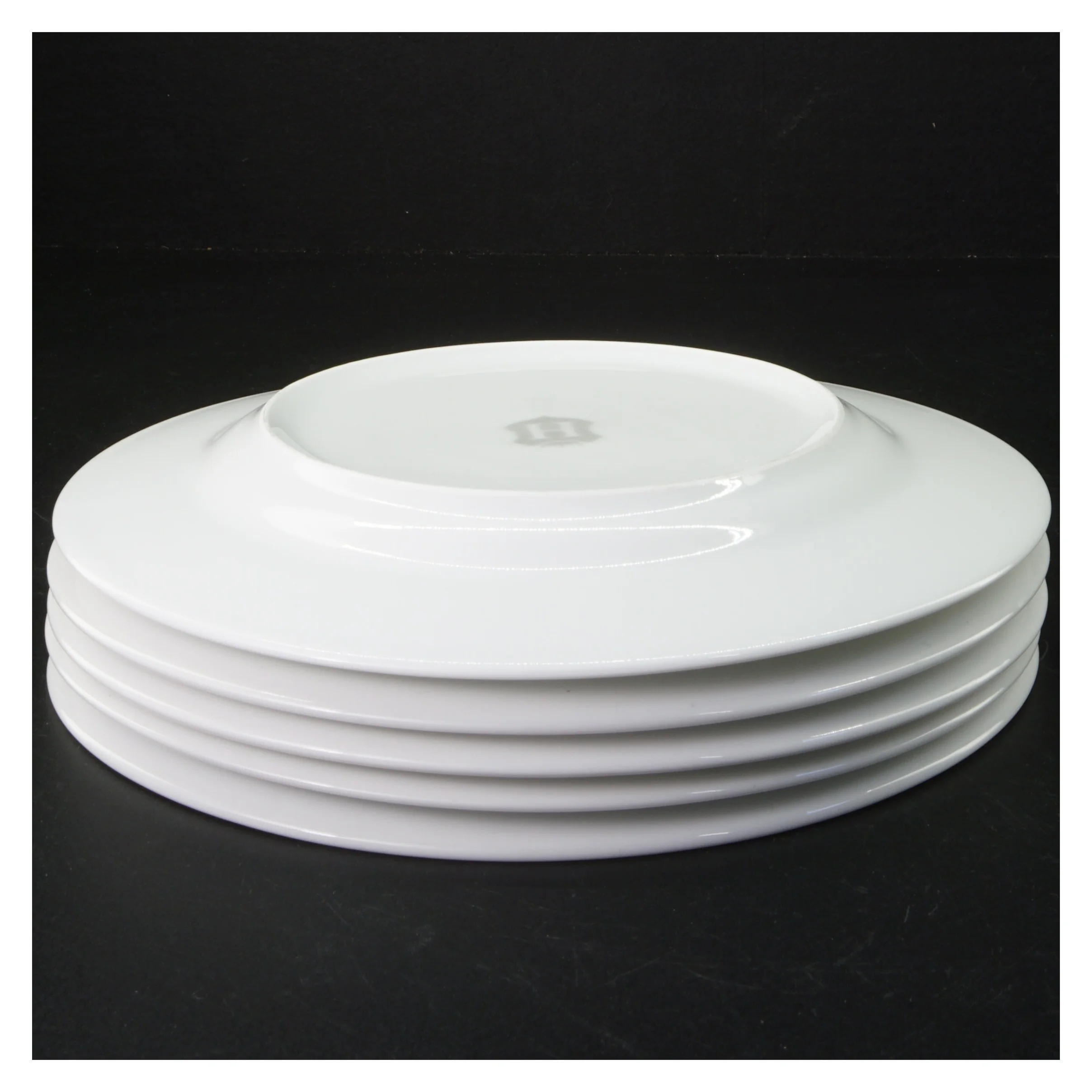 Hvid porcelænstallerken, 5 stk, flade (str. 23 x 3 cm)