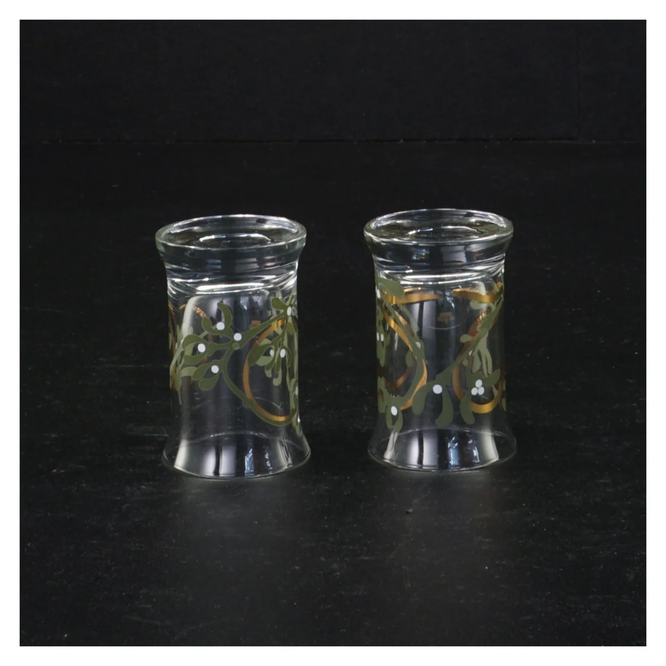 Dekorative glas med mistelten fra Holmegaard (str. 6 x 4 cm)