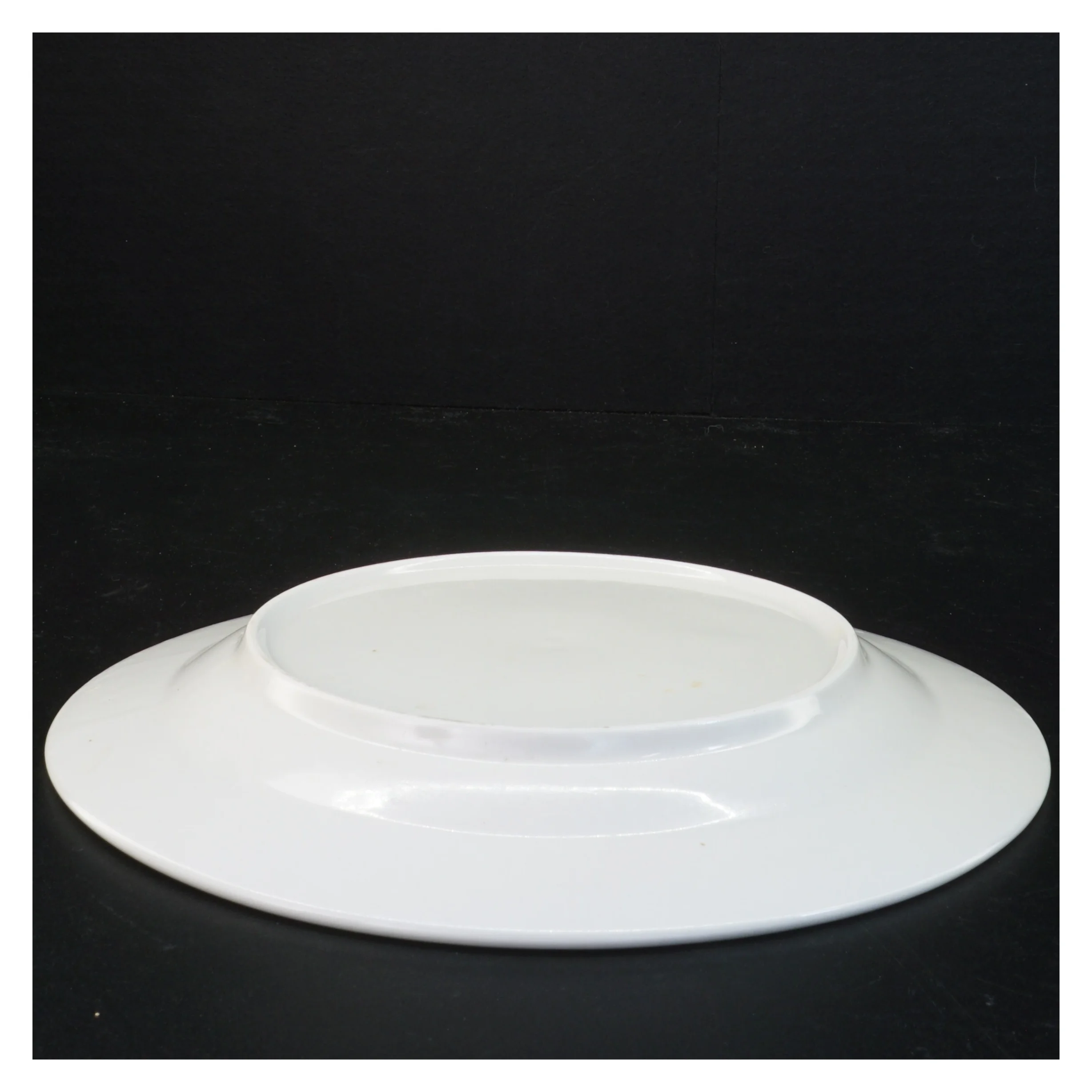 Hvide porcelænstallerkener (str. Diameter 26 cm)