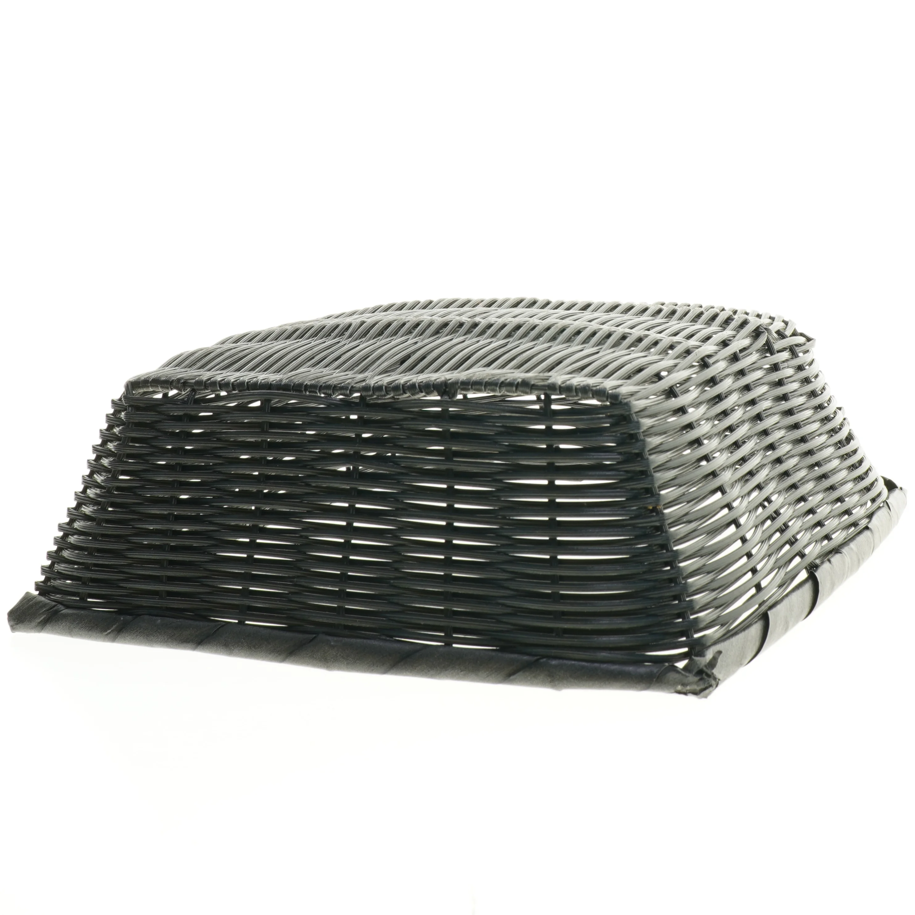 Flettet kurv (str. 30 x 30 cm)