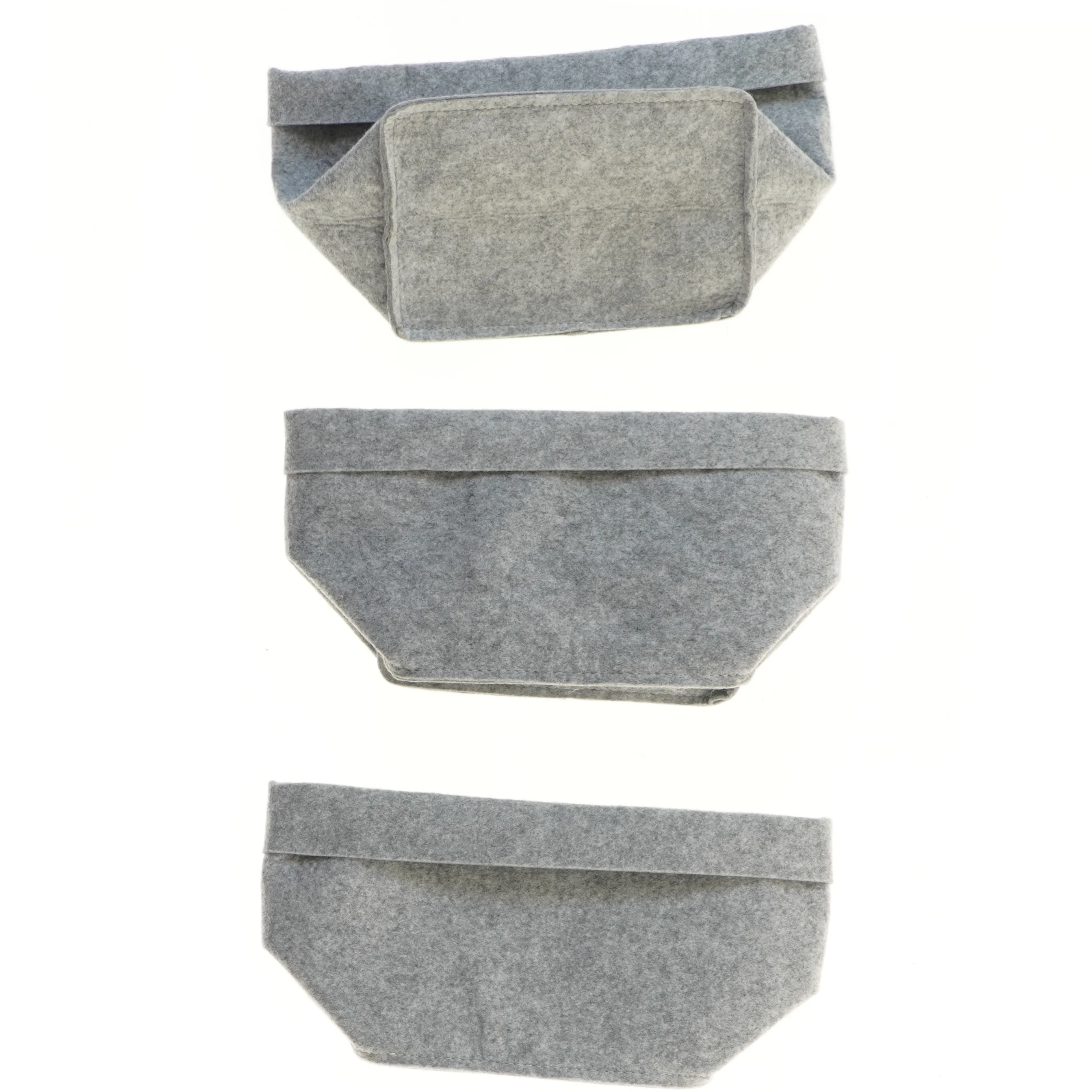  Til opbevaring i filt   (str. 30x13 cm)