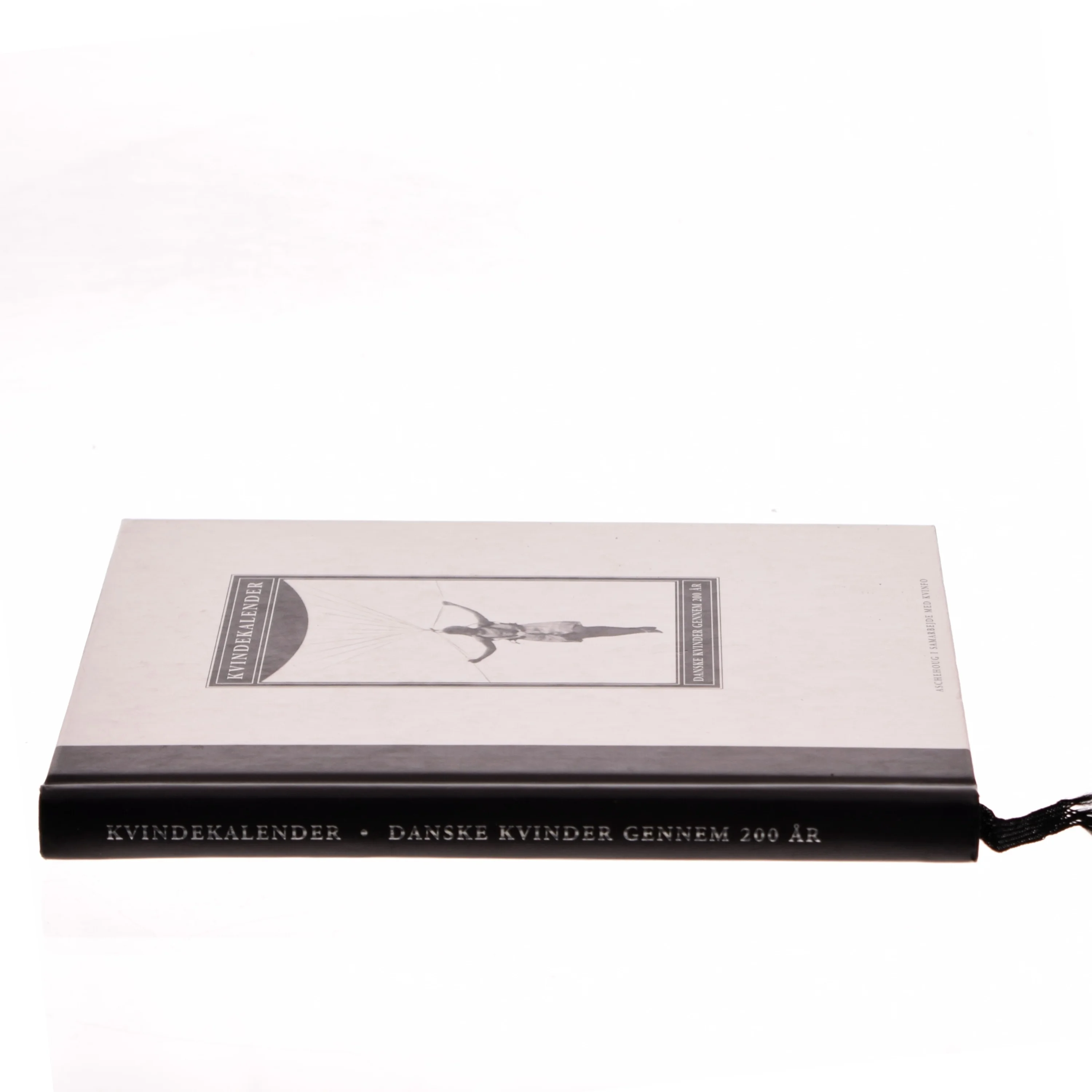 Kvindekalender : danske kvinder gennem 200 år (Bog)