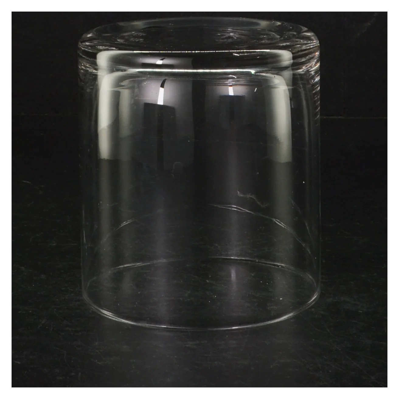 Glasvase (str. H.- 11 cm. ø. 10 cm)